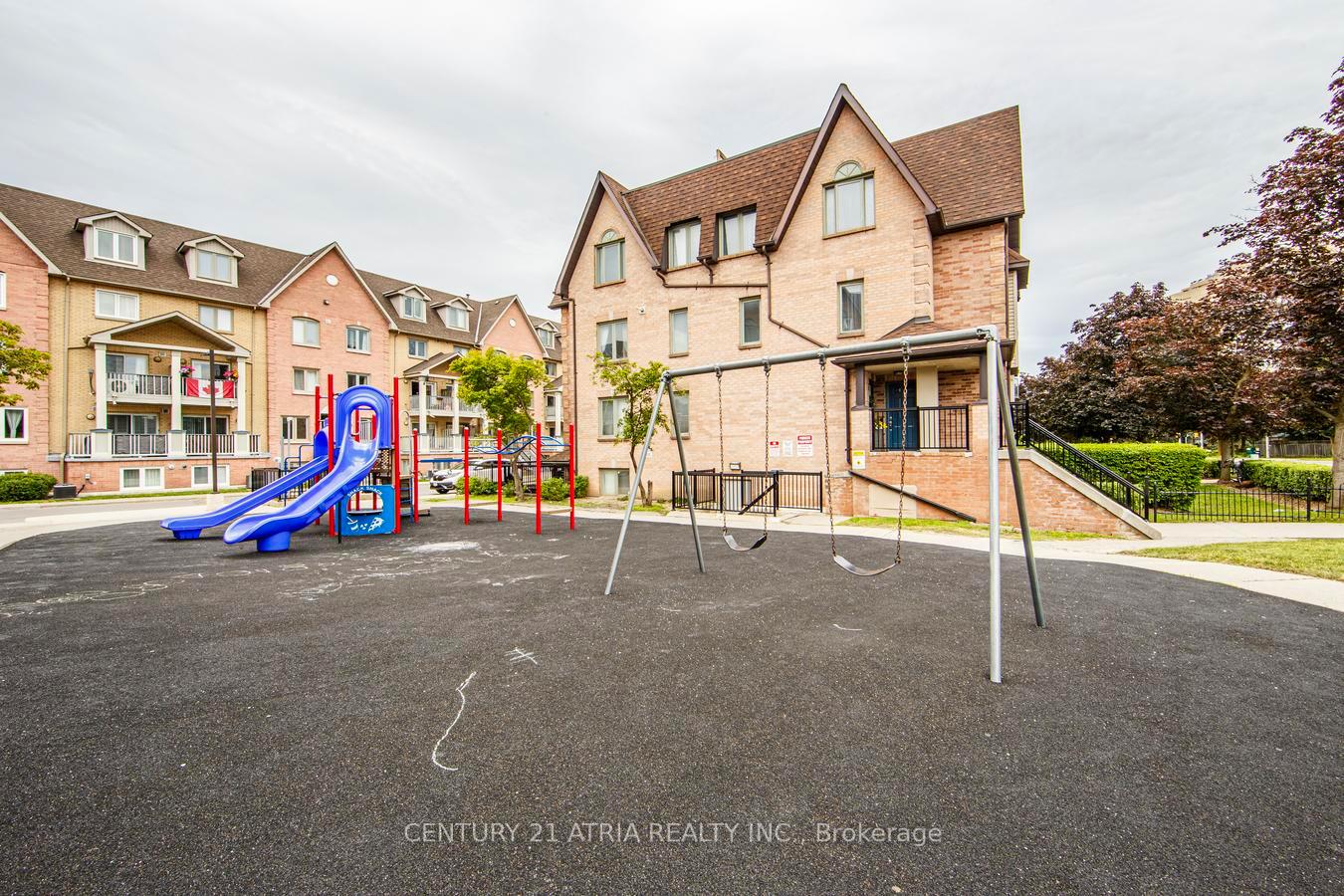 Photo 40 of Unit 938, 75 Weldrick Road E, Richmond Hill, Observatory — HOMEH