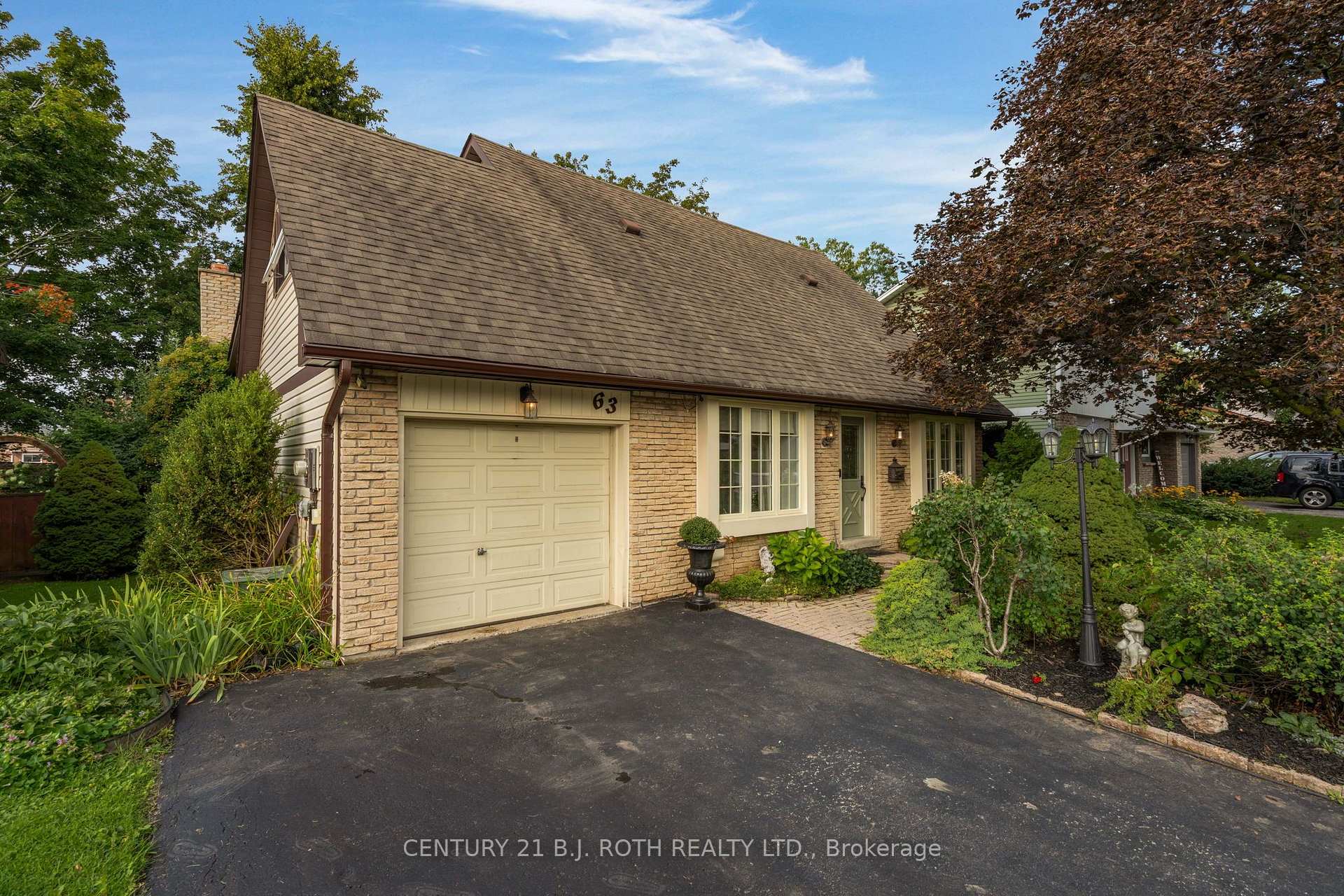 Photo 2 of 63 Oren Boulevard, Barrie, Sunnidale — HOMEH
