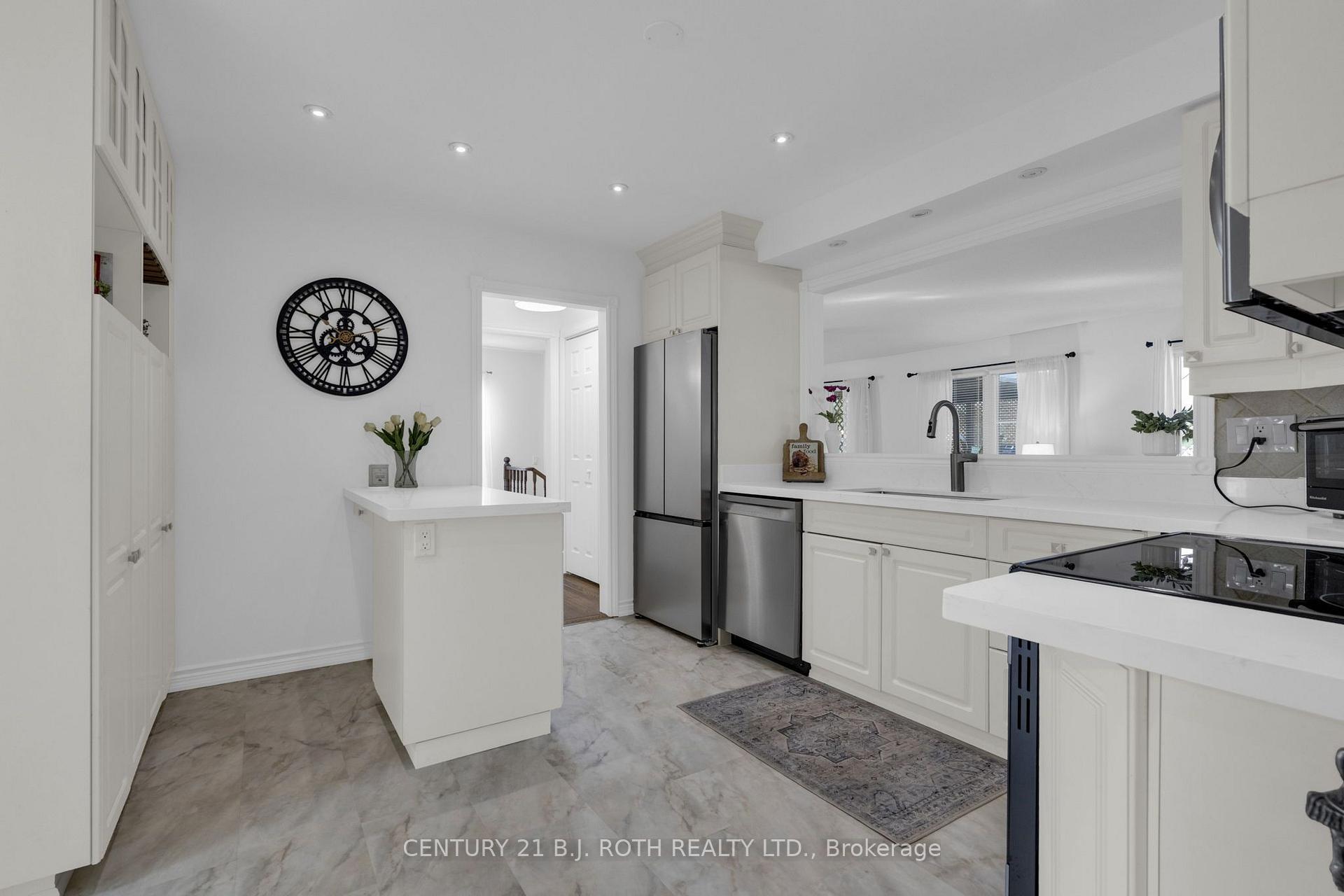 Photo 12 of 63 Oren Boulevard, Barrie, Sunnidale — HOMEH