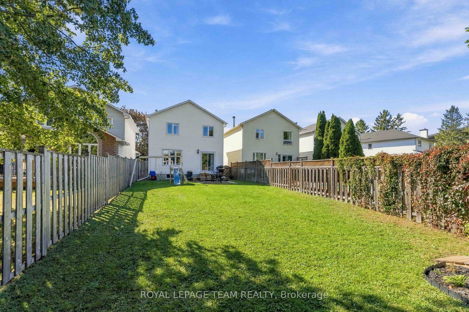 Photo 47 of 1938 La Chapelle Street, Ottawa, Chapel Hill — HOMEH