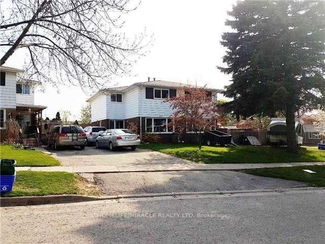 Photo 19 of 123 Mooregate Crescent, Kitchener, Victoria Hills — HOMEH
