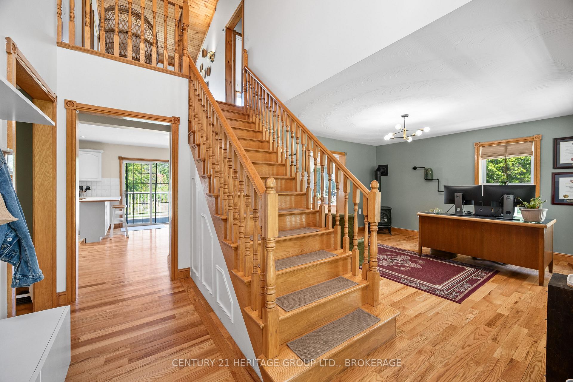 Photo 5 of 4665 Garrison Court, Frontenac, Frontenac South — HOMEH