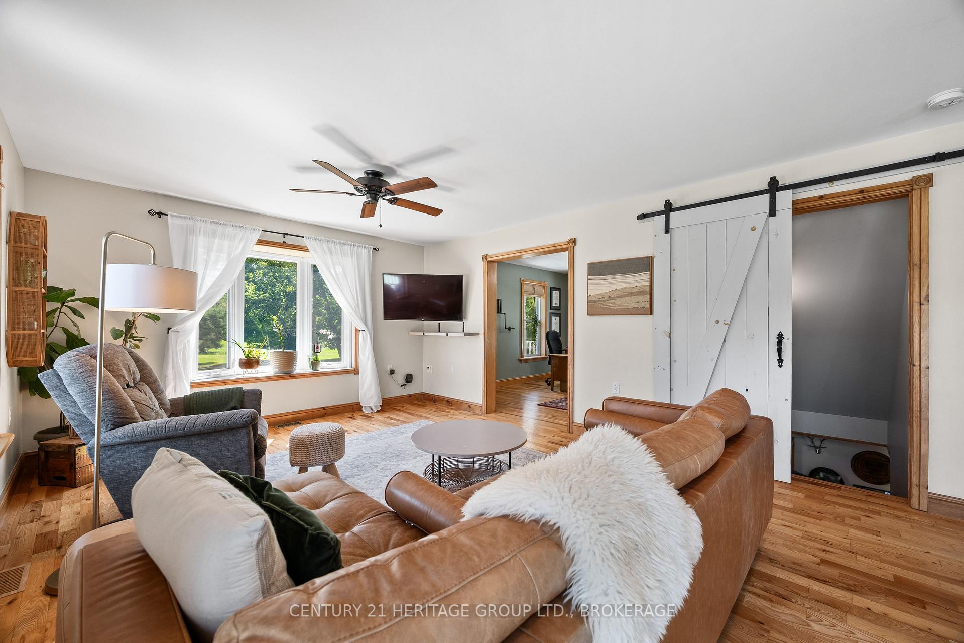 Photo 9 of 4665 Garrison Court, Frontenac, Frontenac South — HOMEH