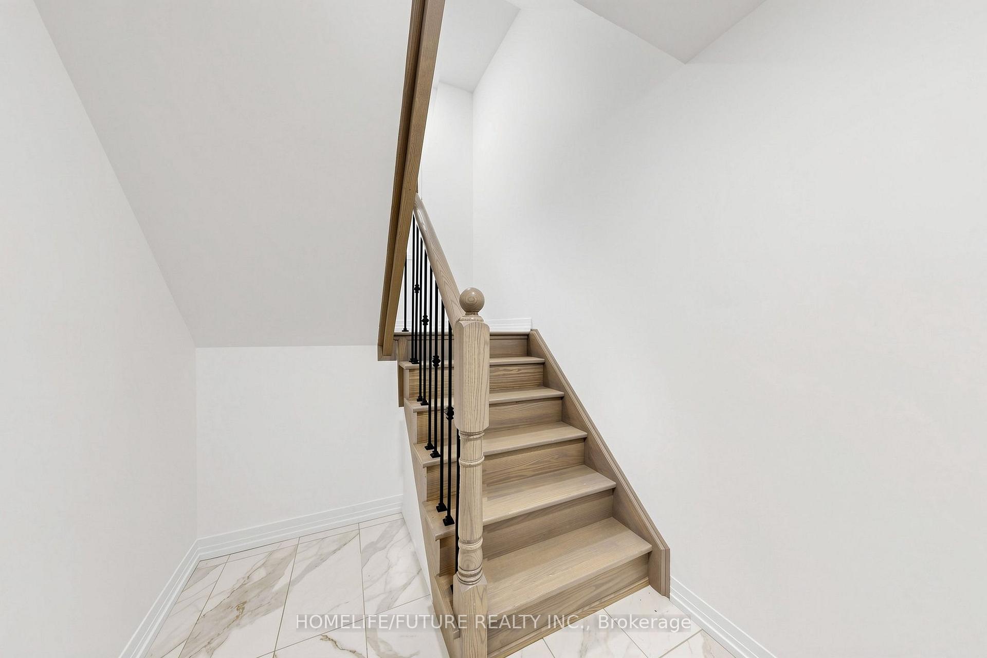 Photo 41 of 1 Bavin Street, Clarington, Bowmanville — HOMEH