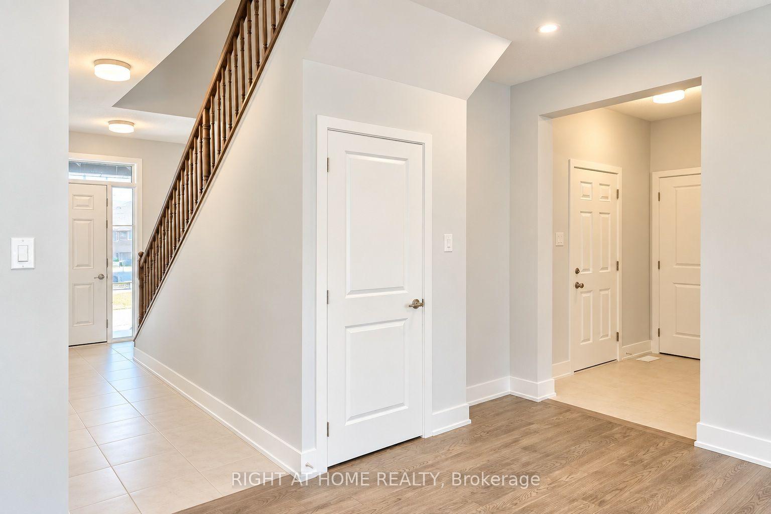 Photo 11 of 615 Cygnus Street, Ottawa, Barrhaven - Half Moon Bay — HOMEH