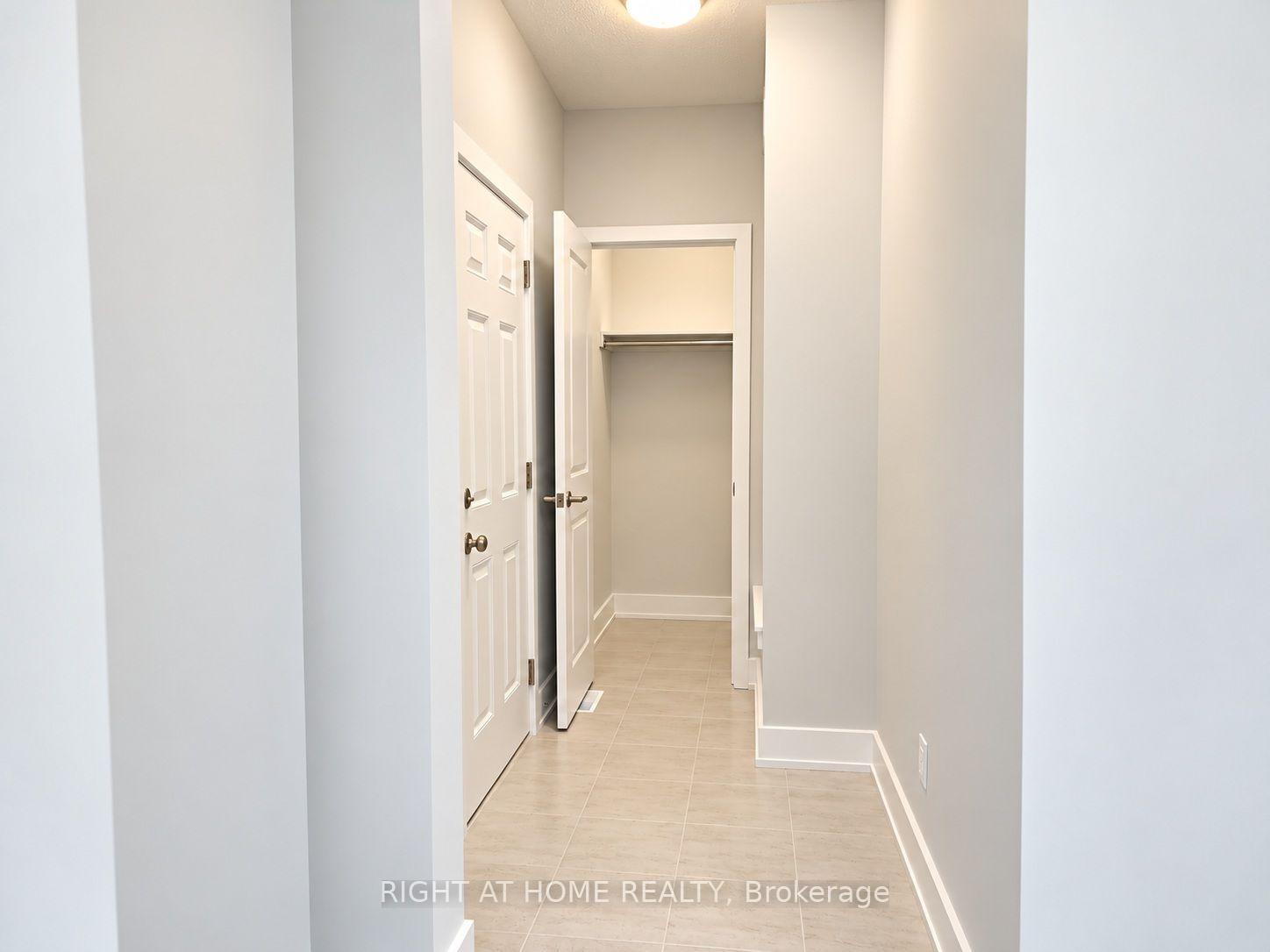 Photo 12 of 615 Cygnus Street, Ottawa, Barrhaven - Half Moon Bay — HOMEH