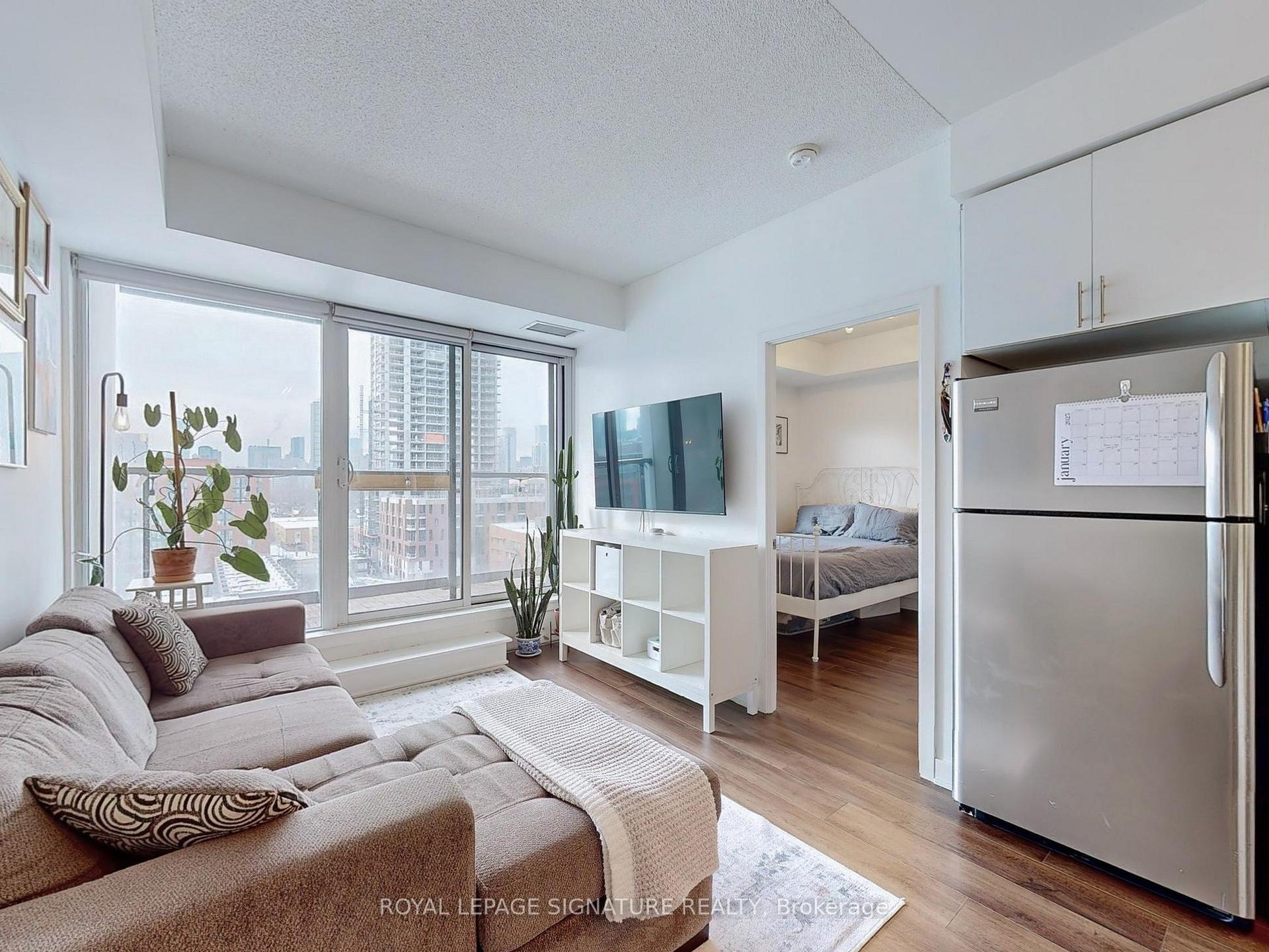 Photo 7 of Unit 1002, 260 Sackville Street, Toronto, Regent Park — HOMEH