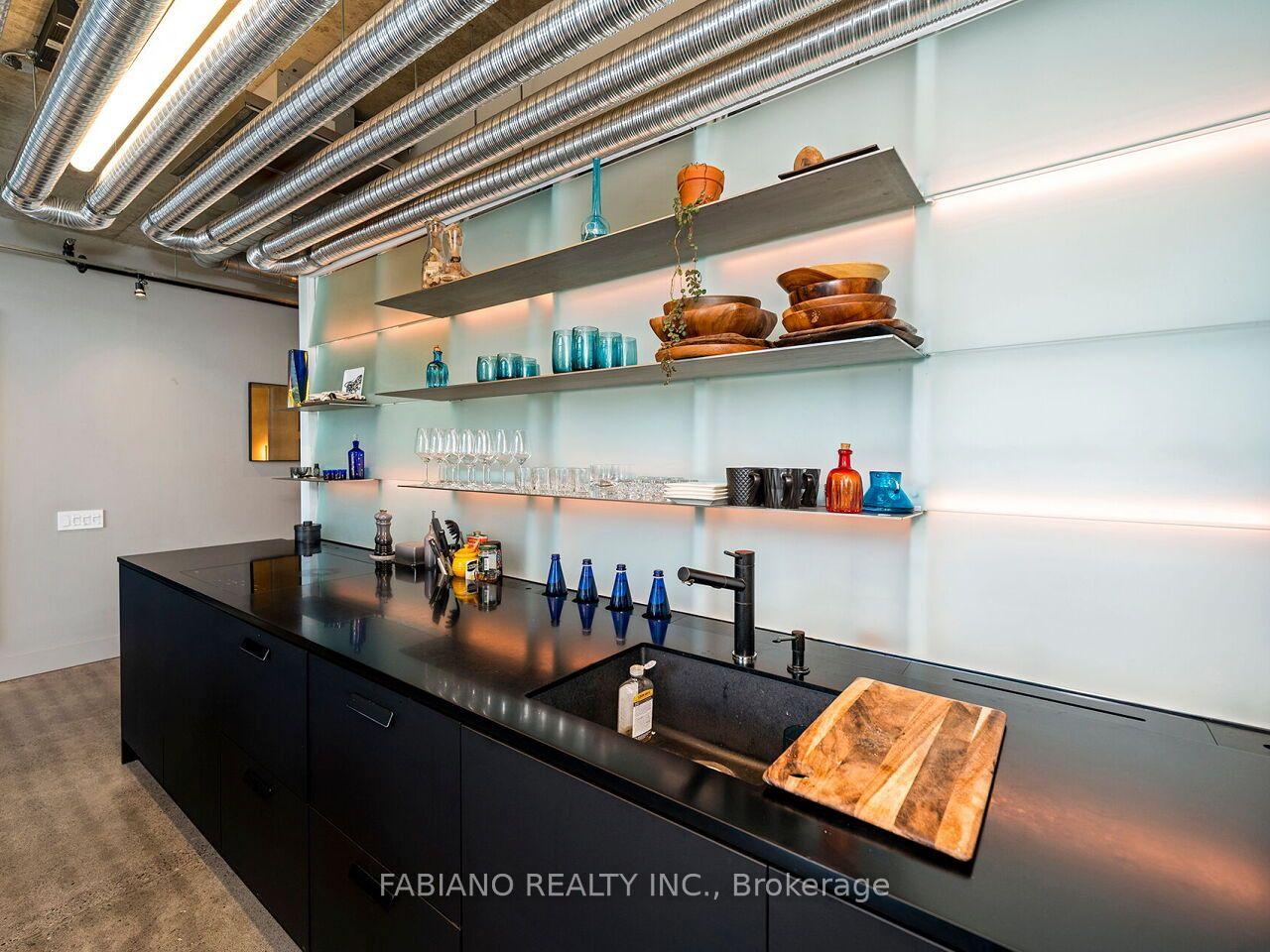 Photo 11 of Unit 532, 43 Hanna Avenue, Toronto, Niagara — HOMEH