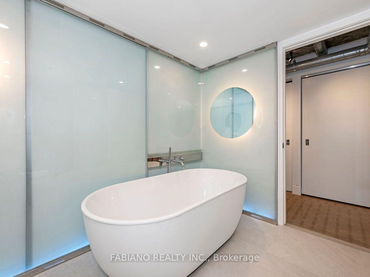 Photo 33 of Unit 532, 43 Hanna Avenue, Toronto, Niagara — HOMEH