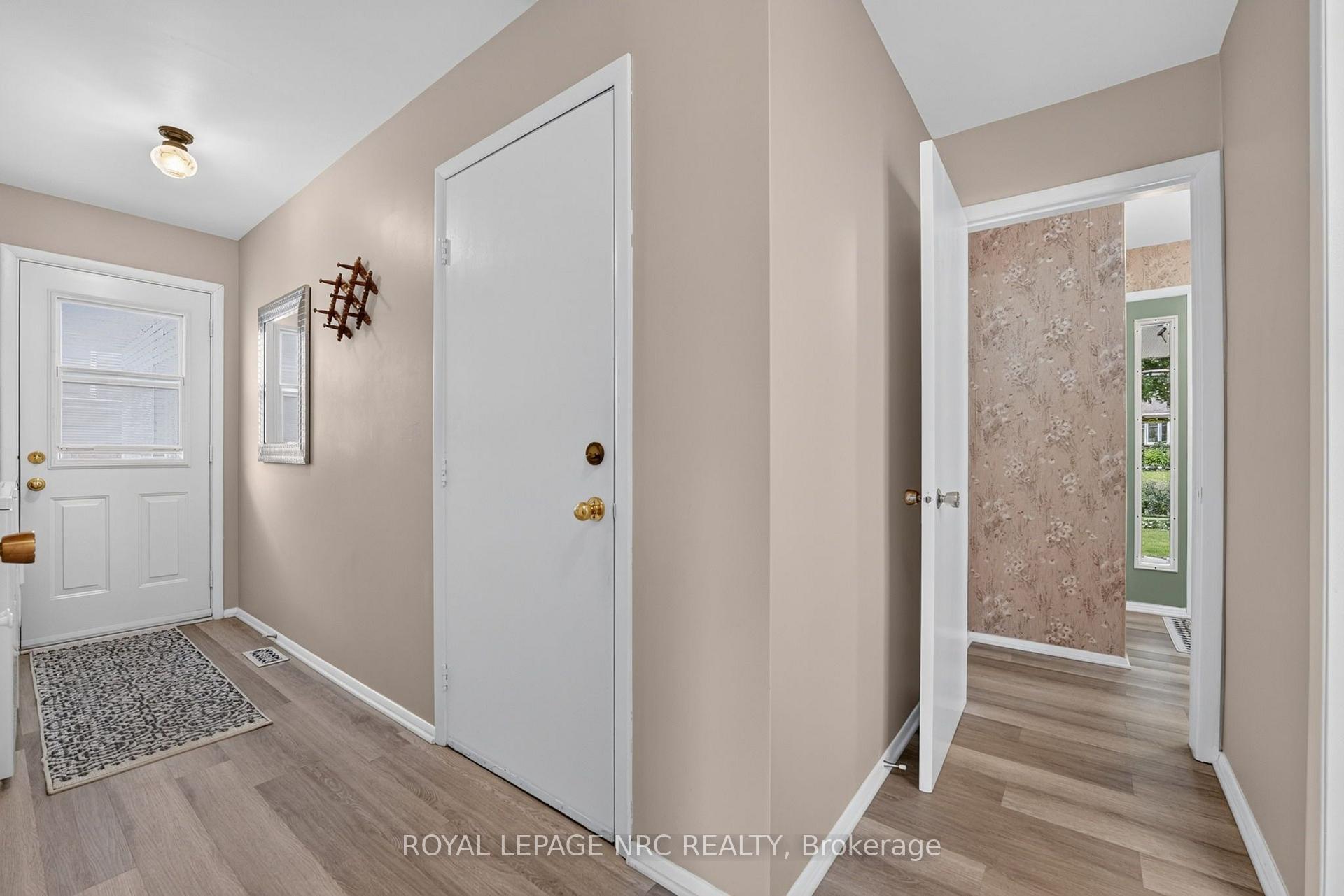 Photo 24 of 20 Jessica Drive, St. Catharines, Vine/Linwell — HOMEH