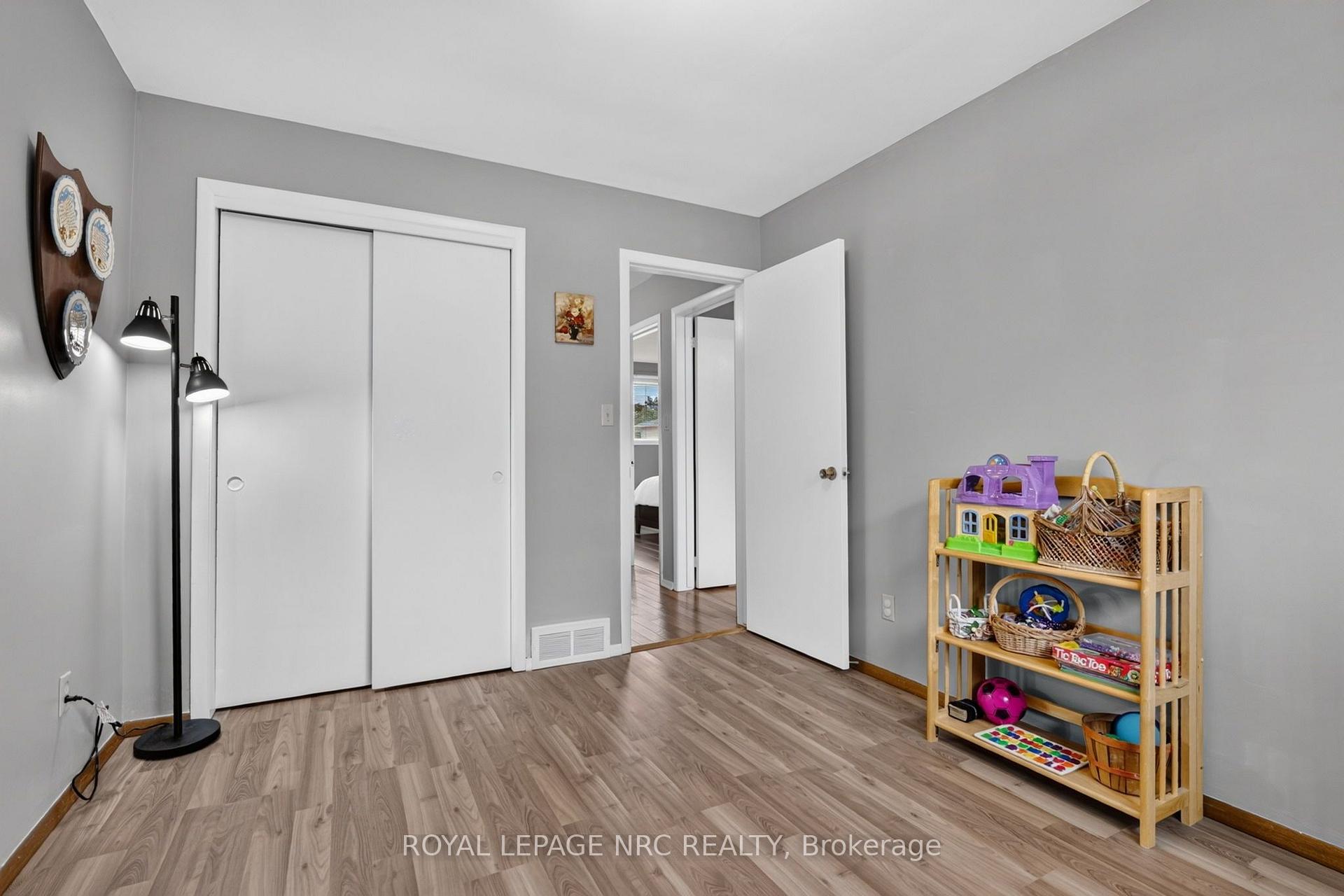 Photo 33 of 20 Jessica Drive, St. Catharines, Vine/Linwell — HOMEH