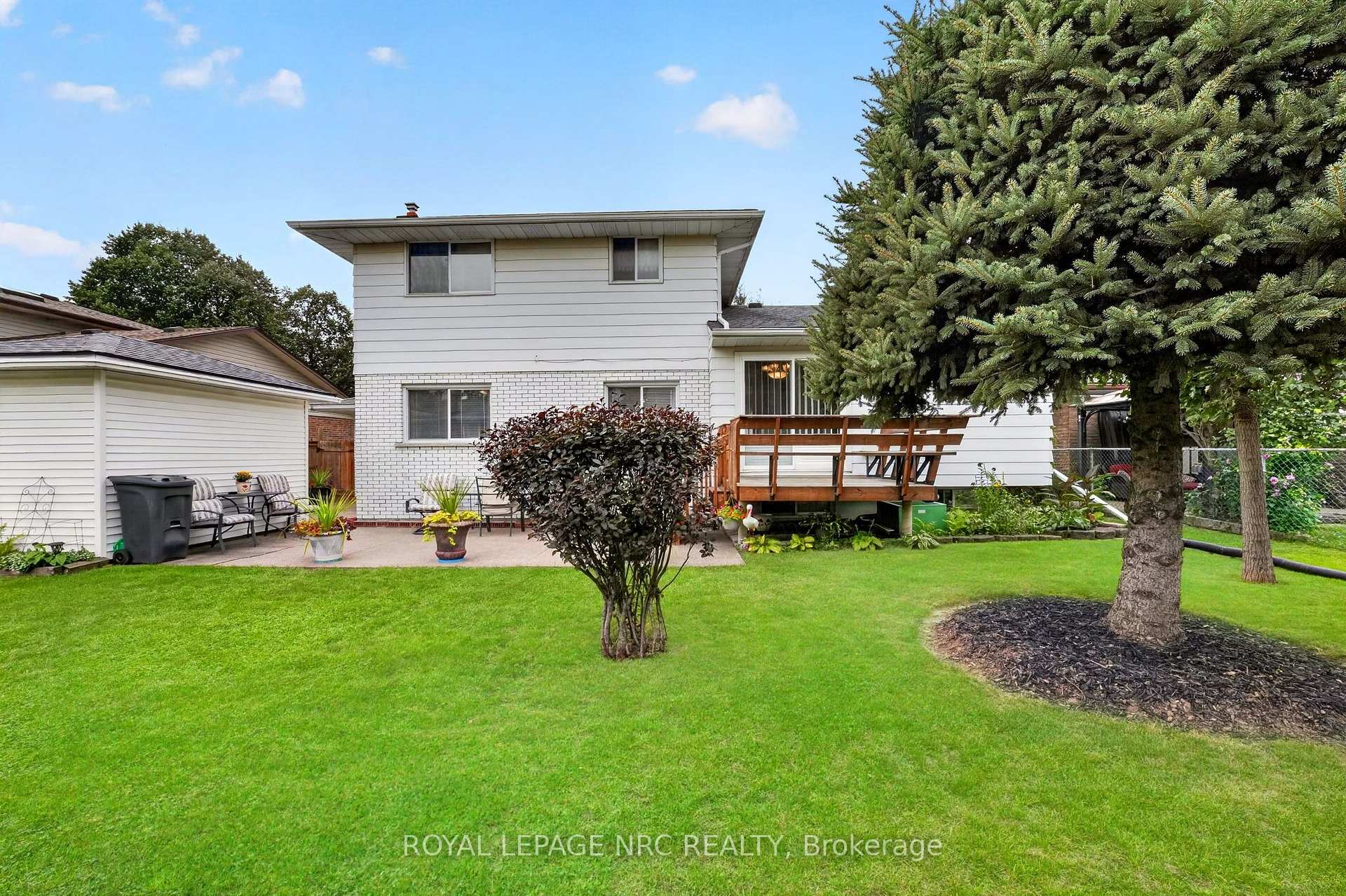 Photo 44 of 20 Jessica Drive, St. Catharines, Vine/Linwell — HOMEH
