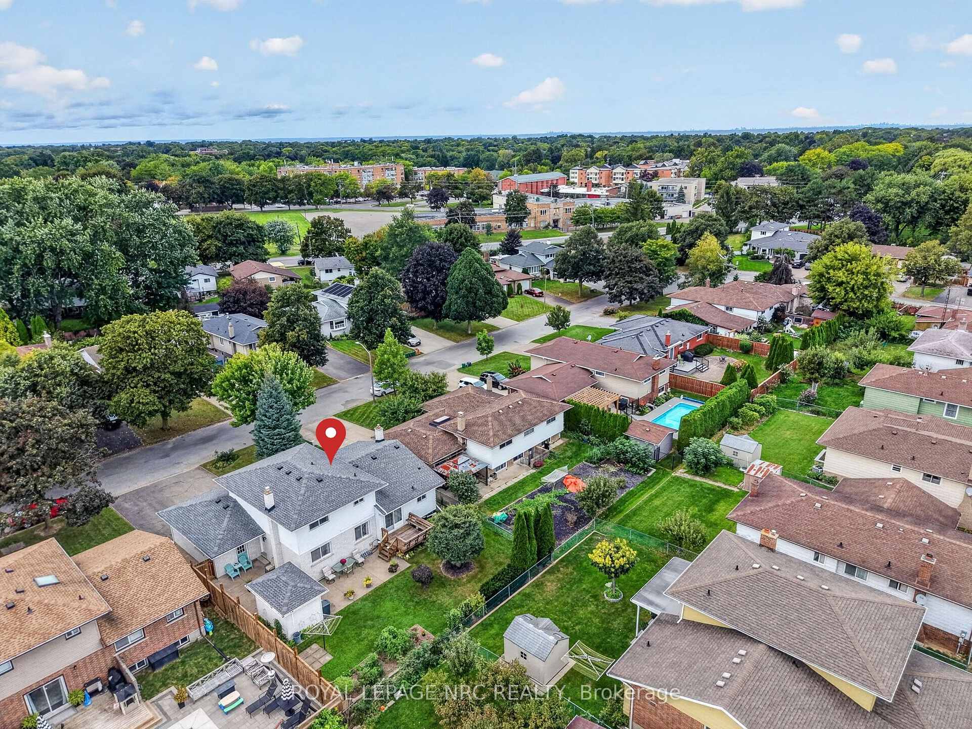 Photo 50 of 20 Jessica Drive, St. Catharines, Vine/Linwell — HOMEH