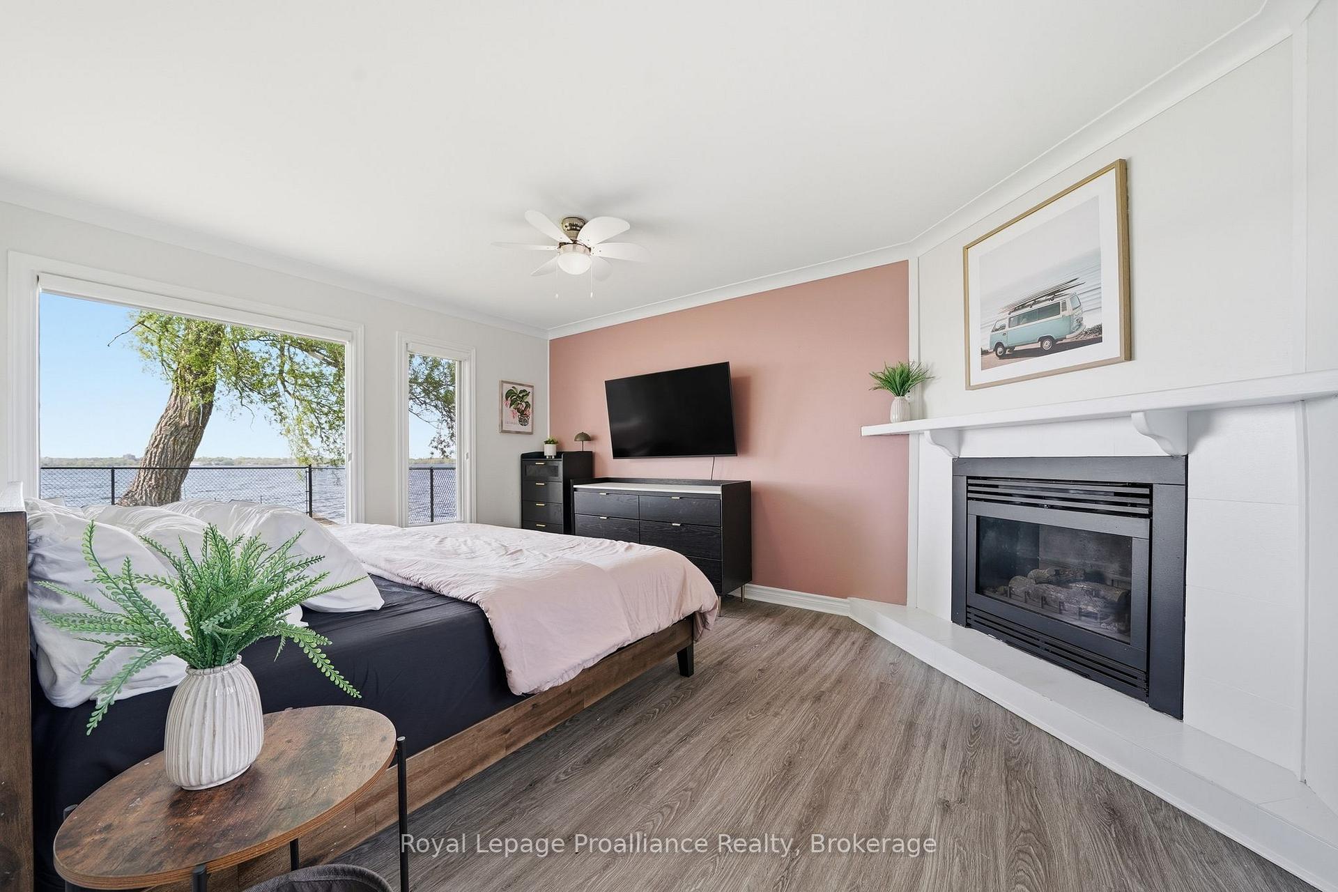 Photo 17 of 33 Peats Point Lane, Prince Edward County, Ameliasburg Ward — HOMEH