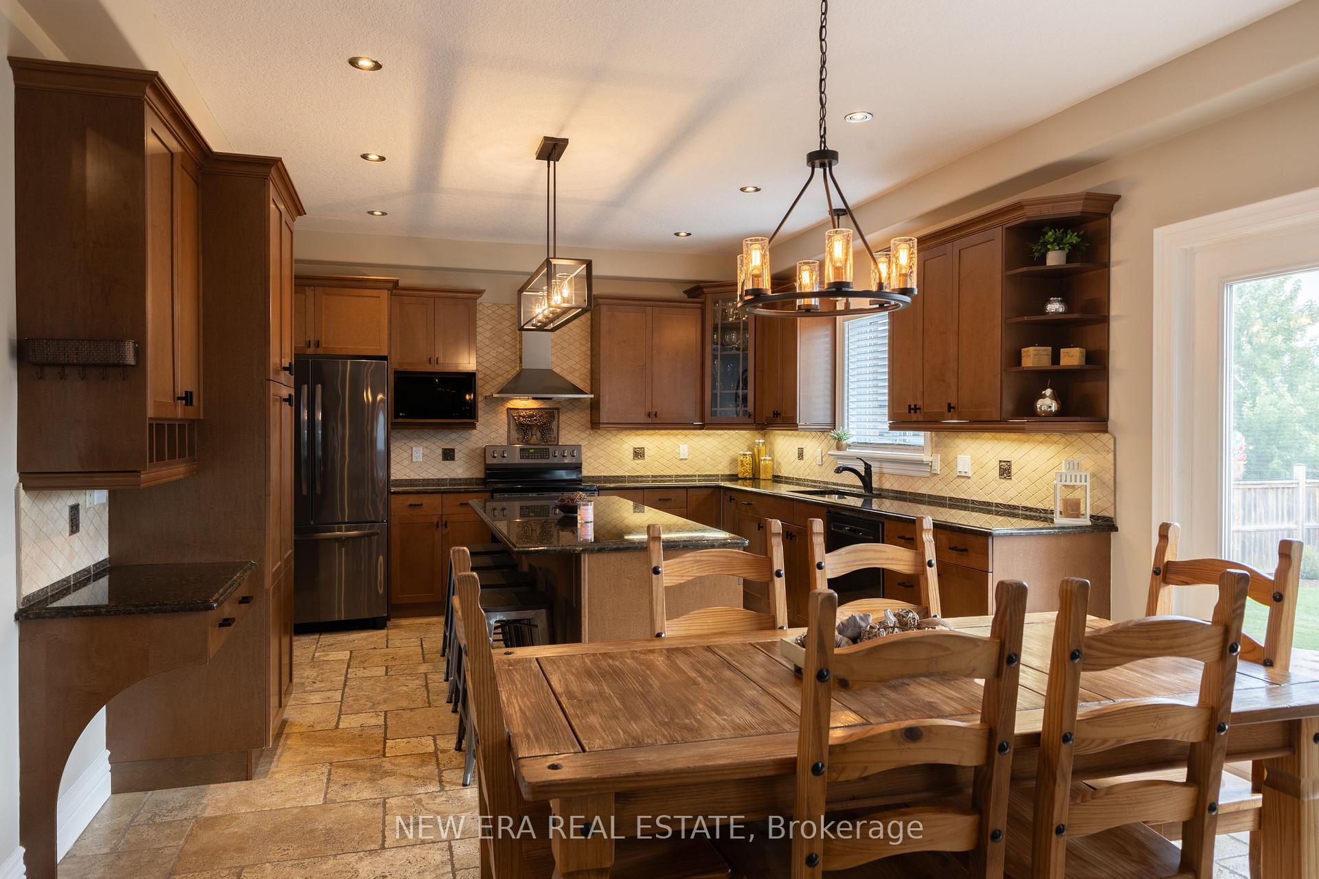 Photo 13 of 62 Gerber Meadows Drive, Wellesley — HOMEH