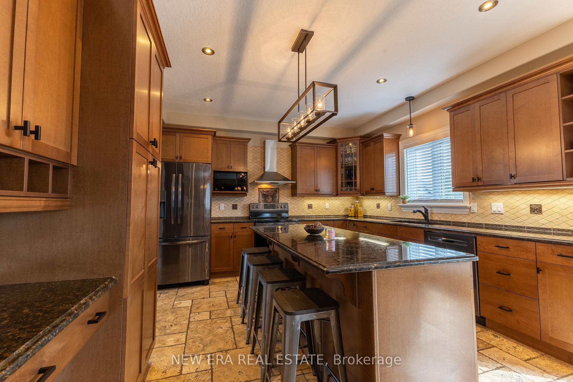 Photo 16 of 62 Gerber Meadows Drive, Wellesley — HOMEH