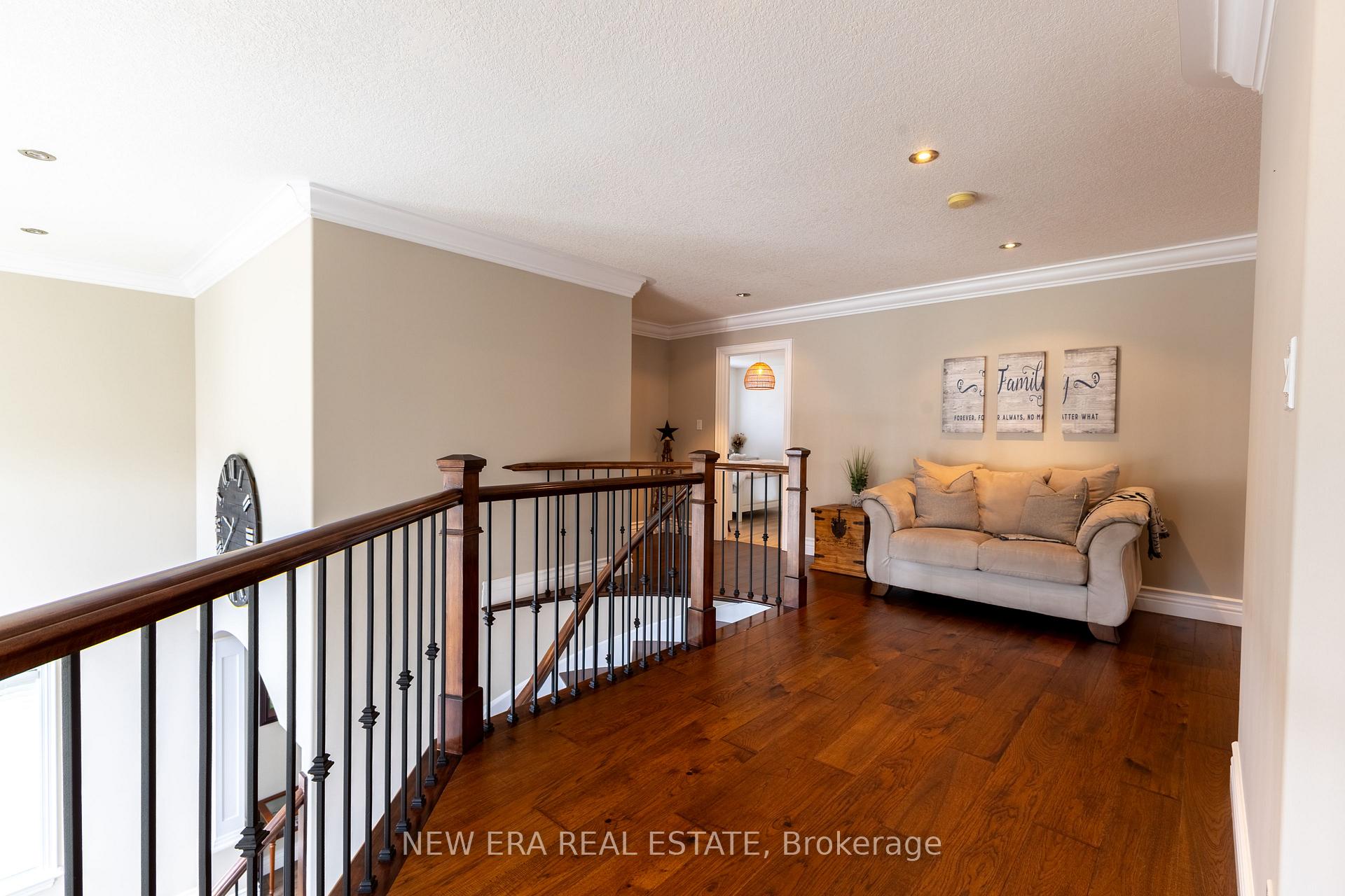 Photo 20 of 62 Gerber Meadows Drive, Wellesley — HOMEH