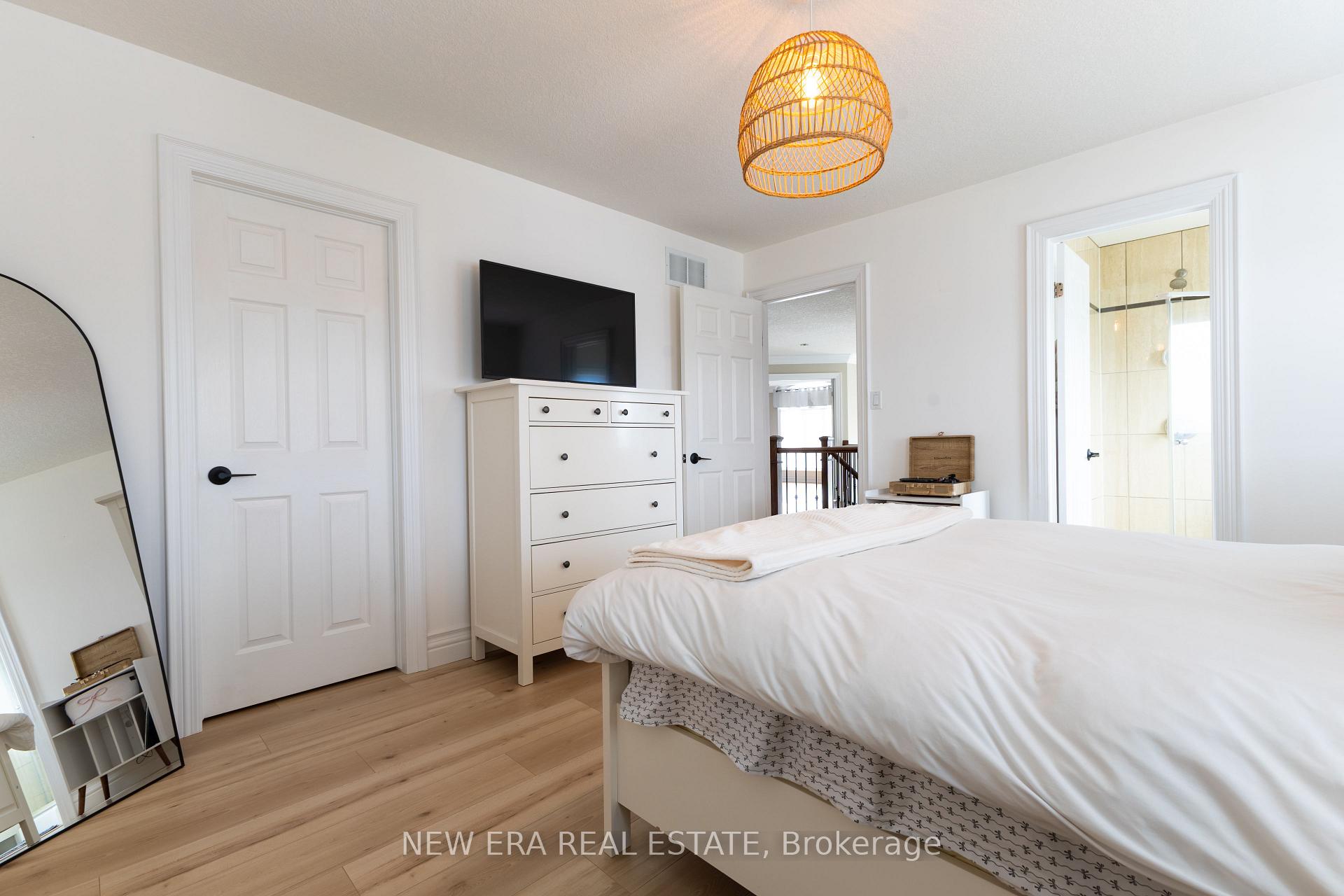 Photo 21 of 62 Gerber Meadows Drive, Wellesley — HOMEH