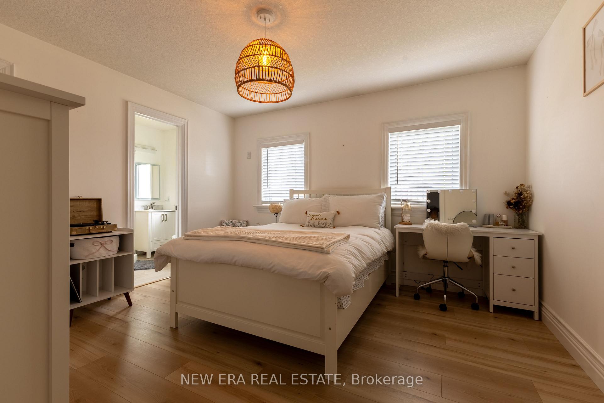 Photo 22 of 62 Gerber Meadows Drive, Wellesley — HOMEH
