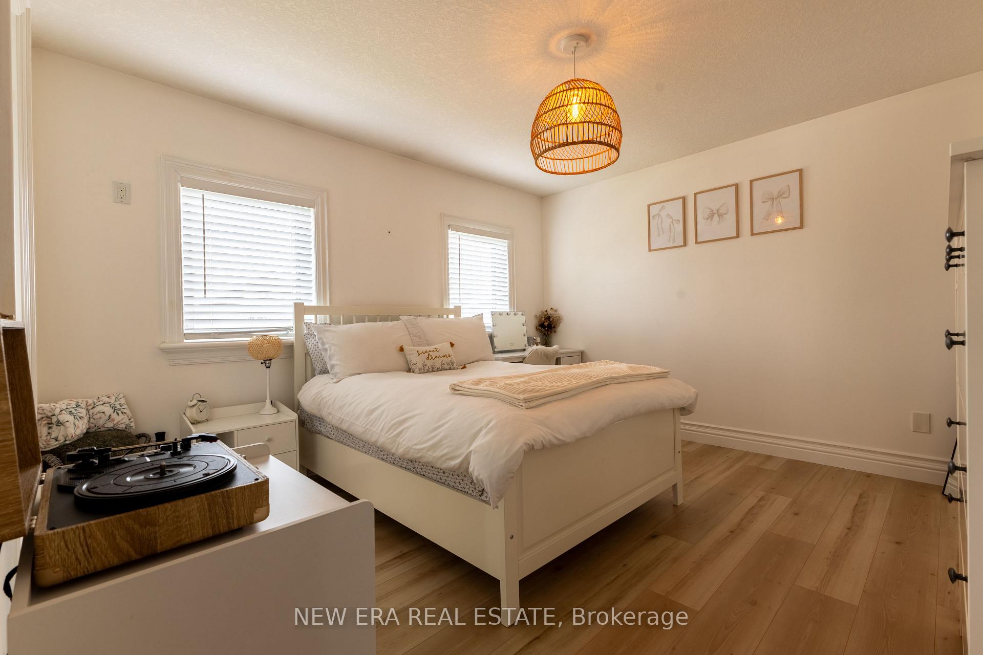 Photo 23 of 62 Gerber Meadows Drive, Wellesley — HOMEH