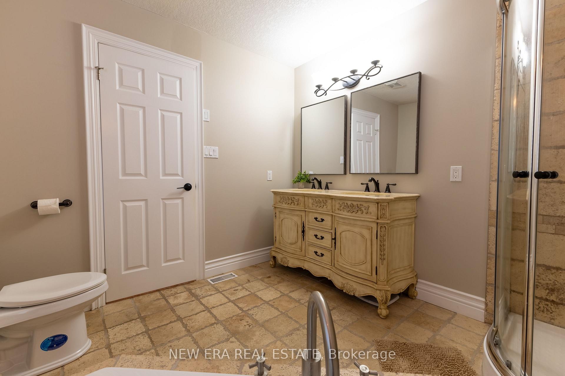 Photo 33 of 62 Gerber Meadows Drive, Wellesley — HOMEH