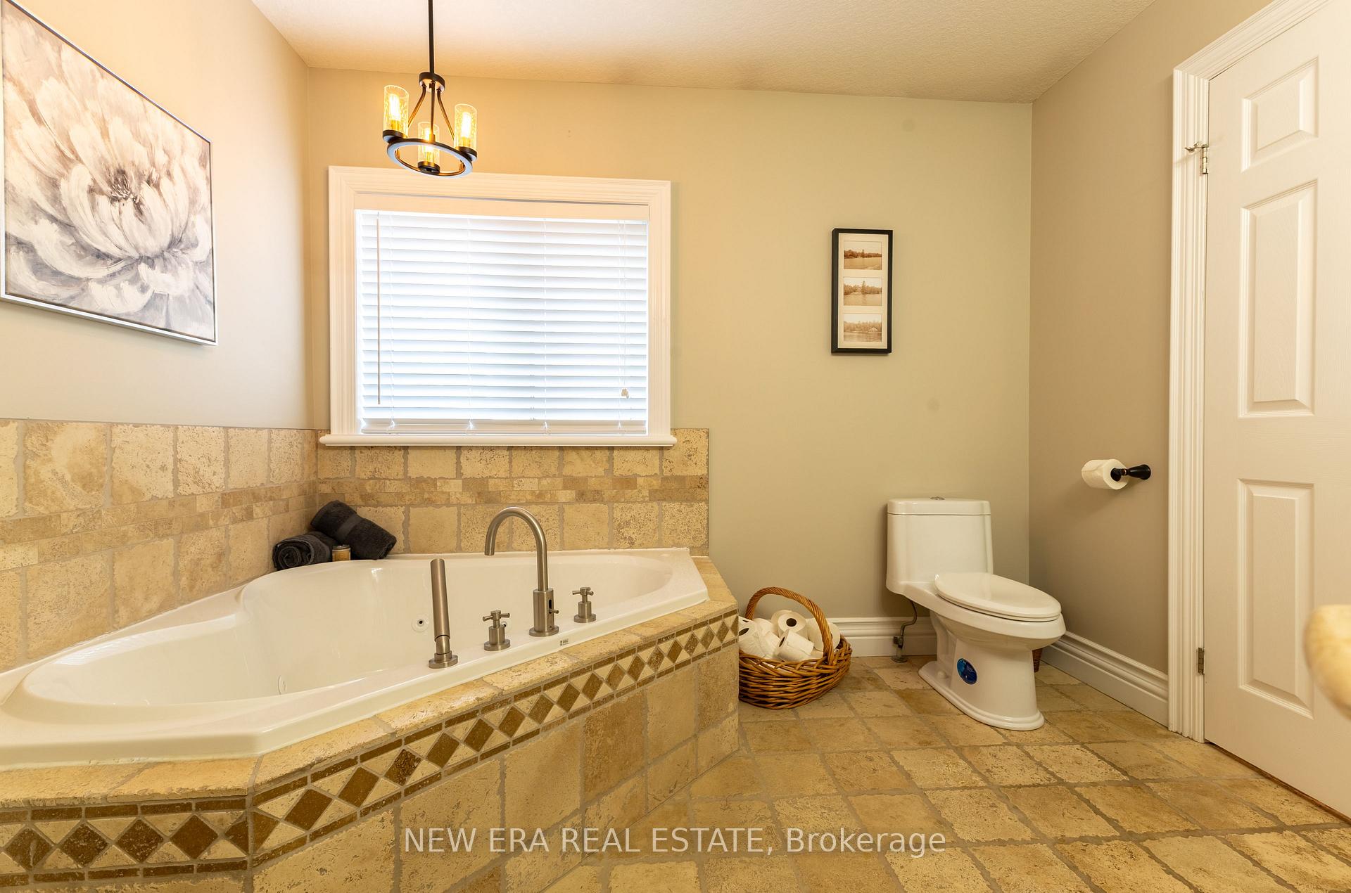 Photo 34 of 62 Gerber Meadows Drive, Wellesley — HOMEH
