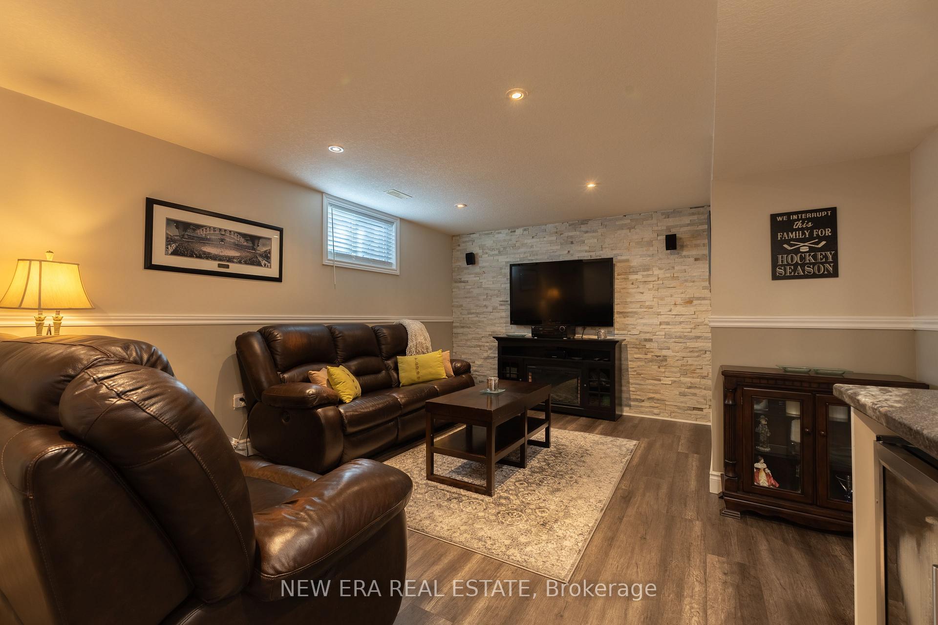Photo 41 of 62 Gerber Meadows Drive, Wellesley — HOMEH