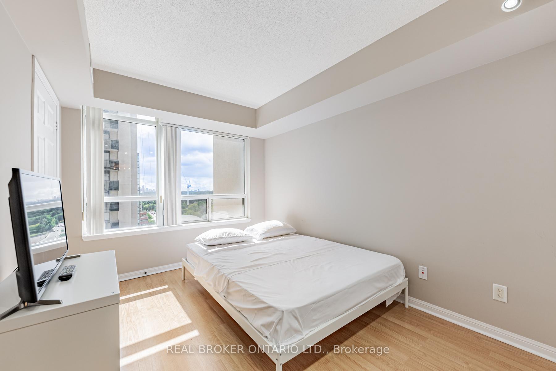 Photo 14 of Unit 2011, 153 Beecroft Road, North York, Lansing-Westgate — HOMEH
