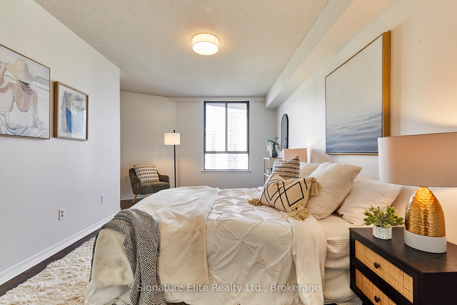 Photo 26 of Unit E8, 296 Mill Road, Etobicoke, Markland Wood — HOMEH