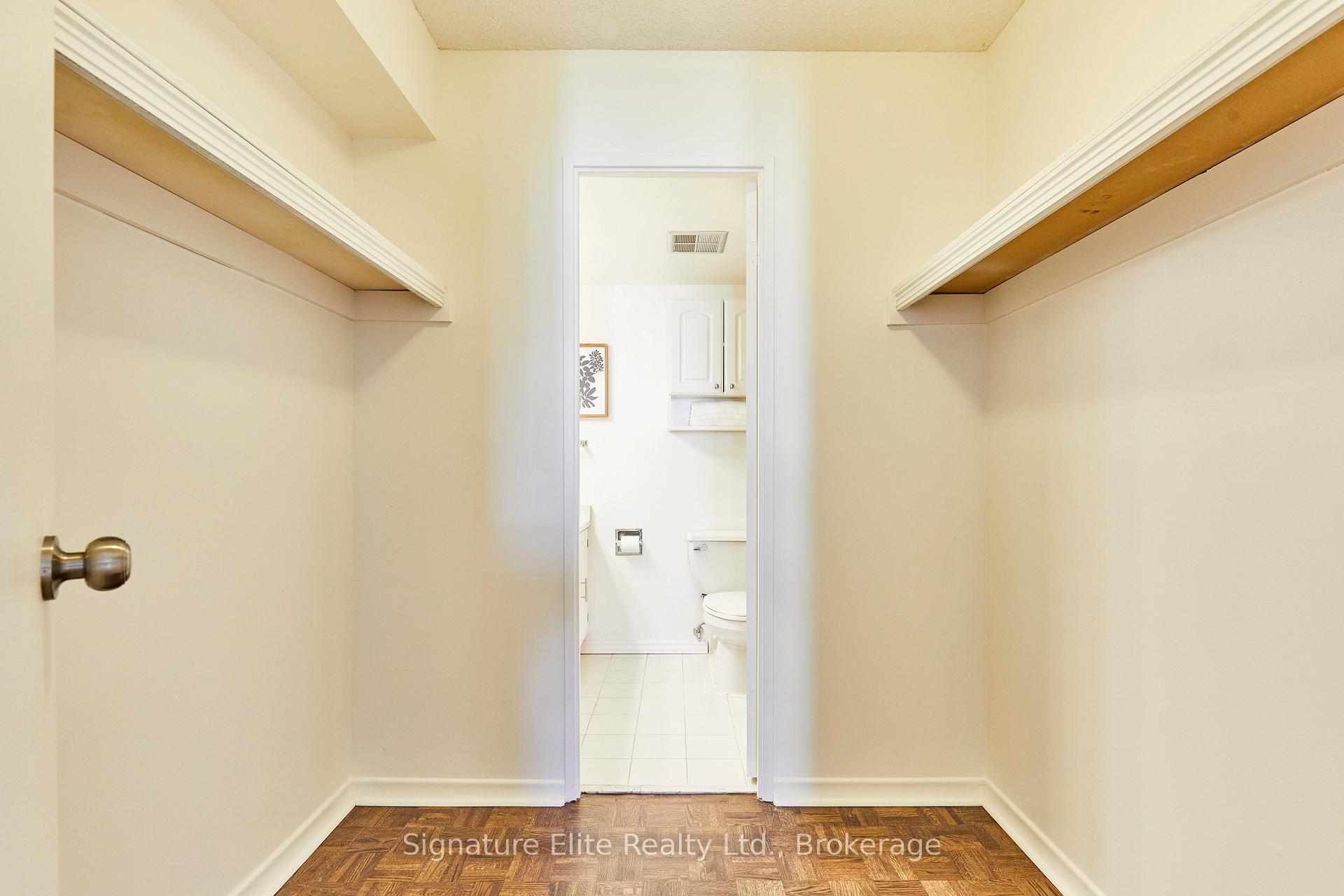 Photo 28 of Unit E8, 296 Mill Road, Etobicoke, Markland Wood — HOMEH