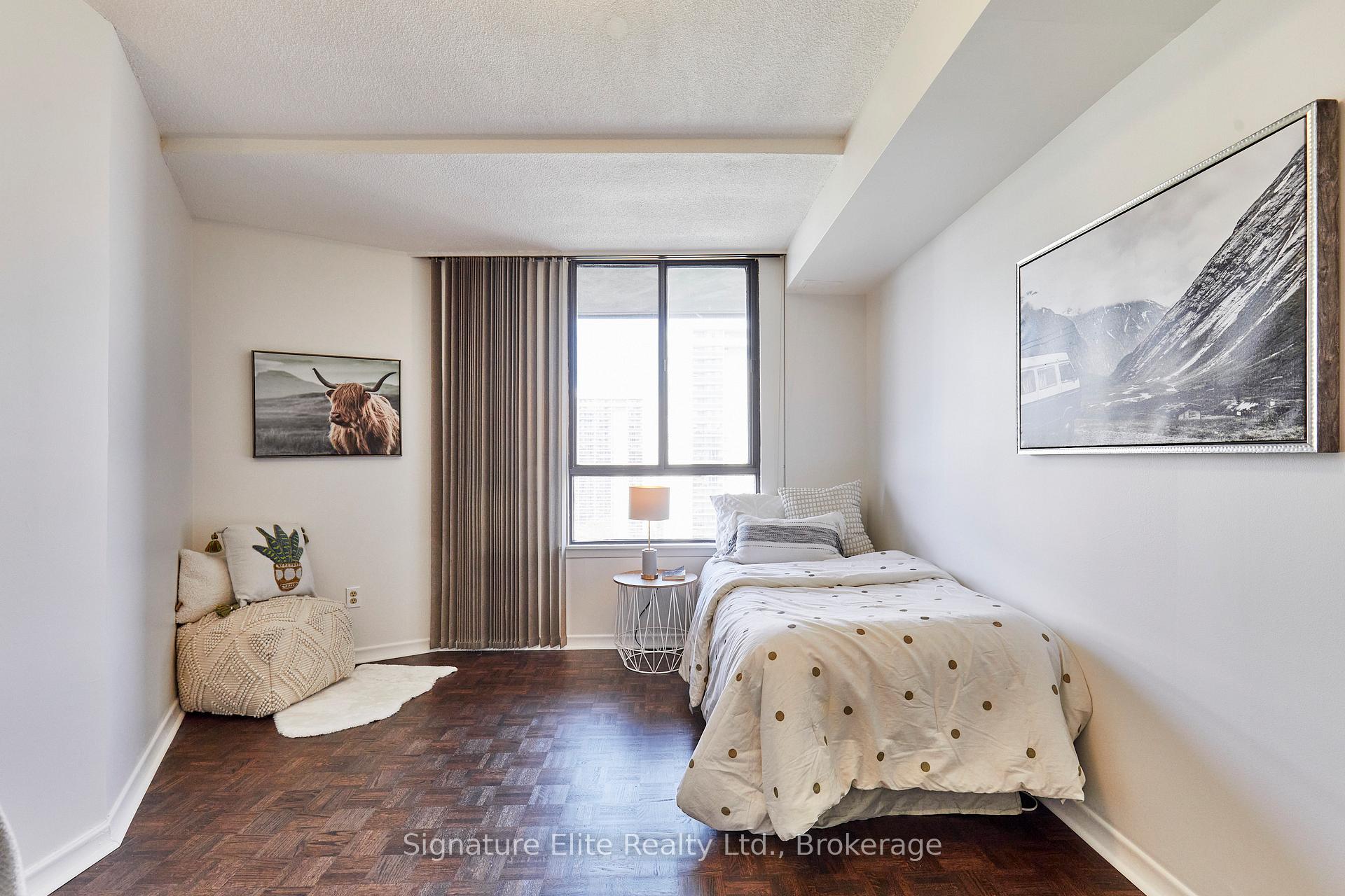 Photo 32 of Unit E8, 296 Mill Road, Etobicoke, Markland Wood — HOMEH