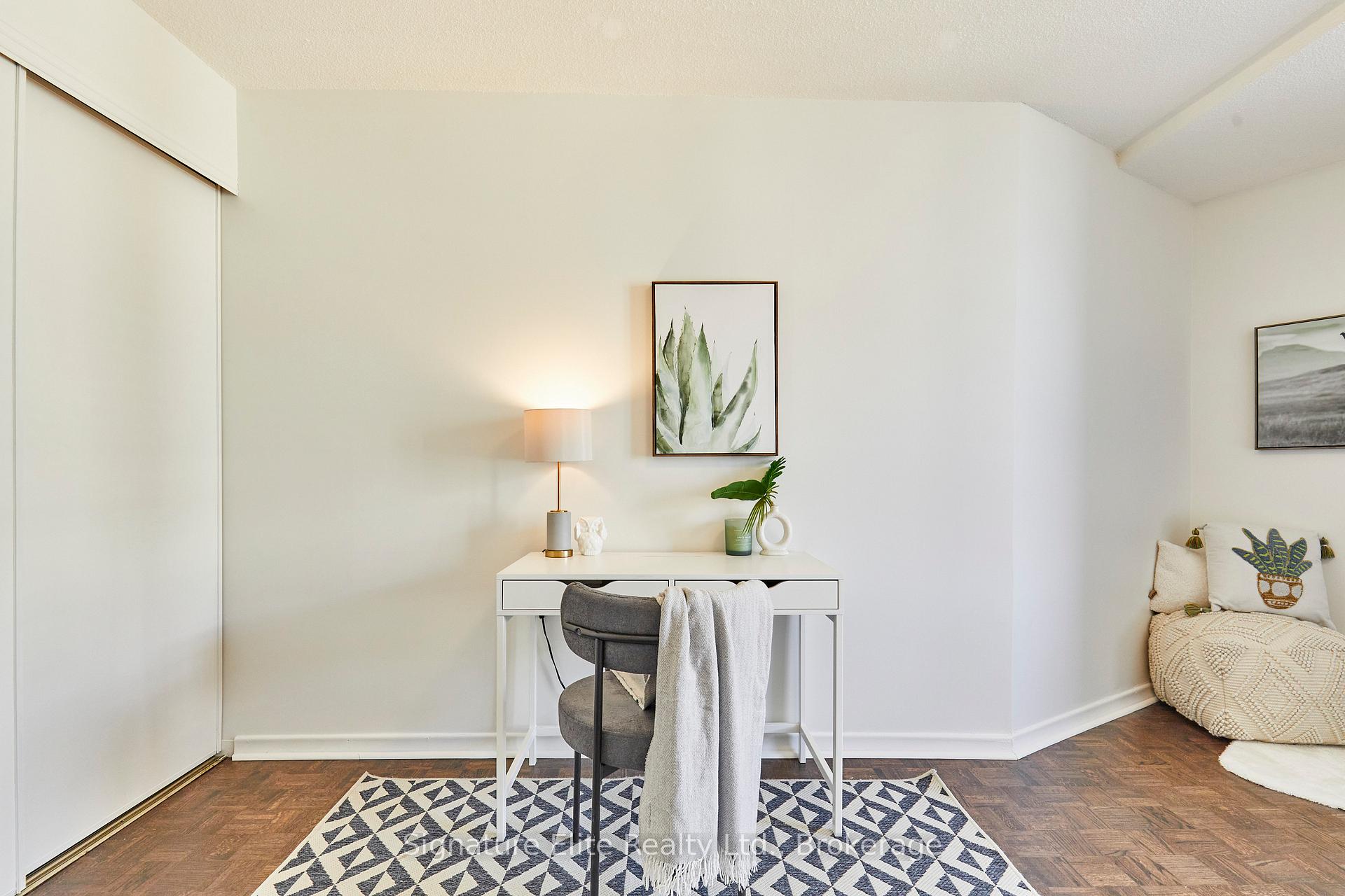 Photo 33 of Unit E8, 296 Mill Road, Etobicoke, Markland Wood — HOMEH