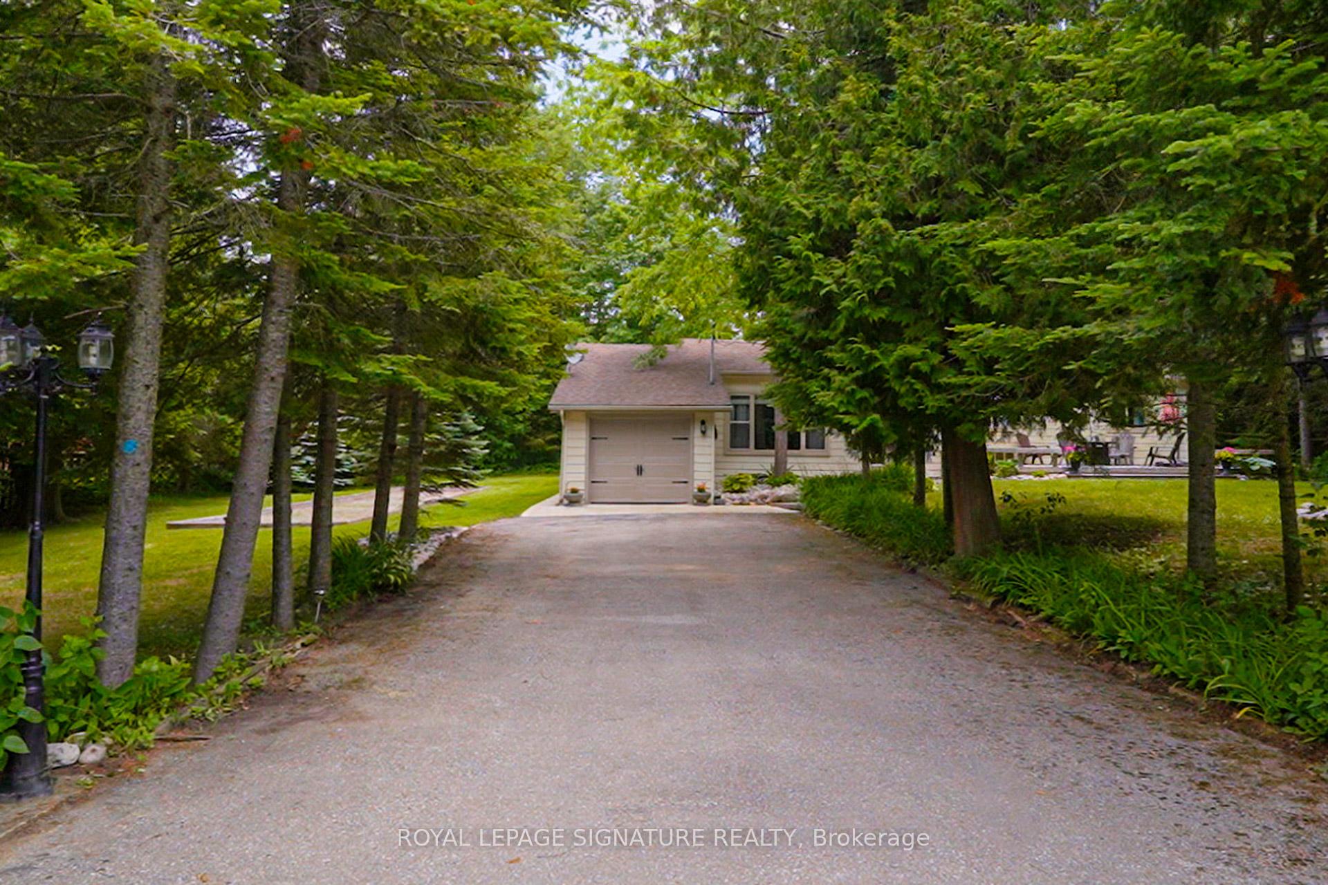 Photo of 107 Nicole Boulevard