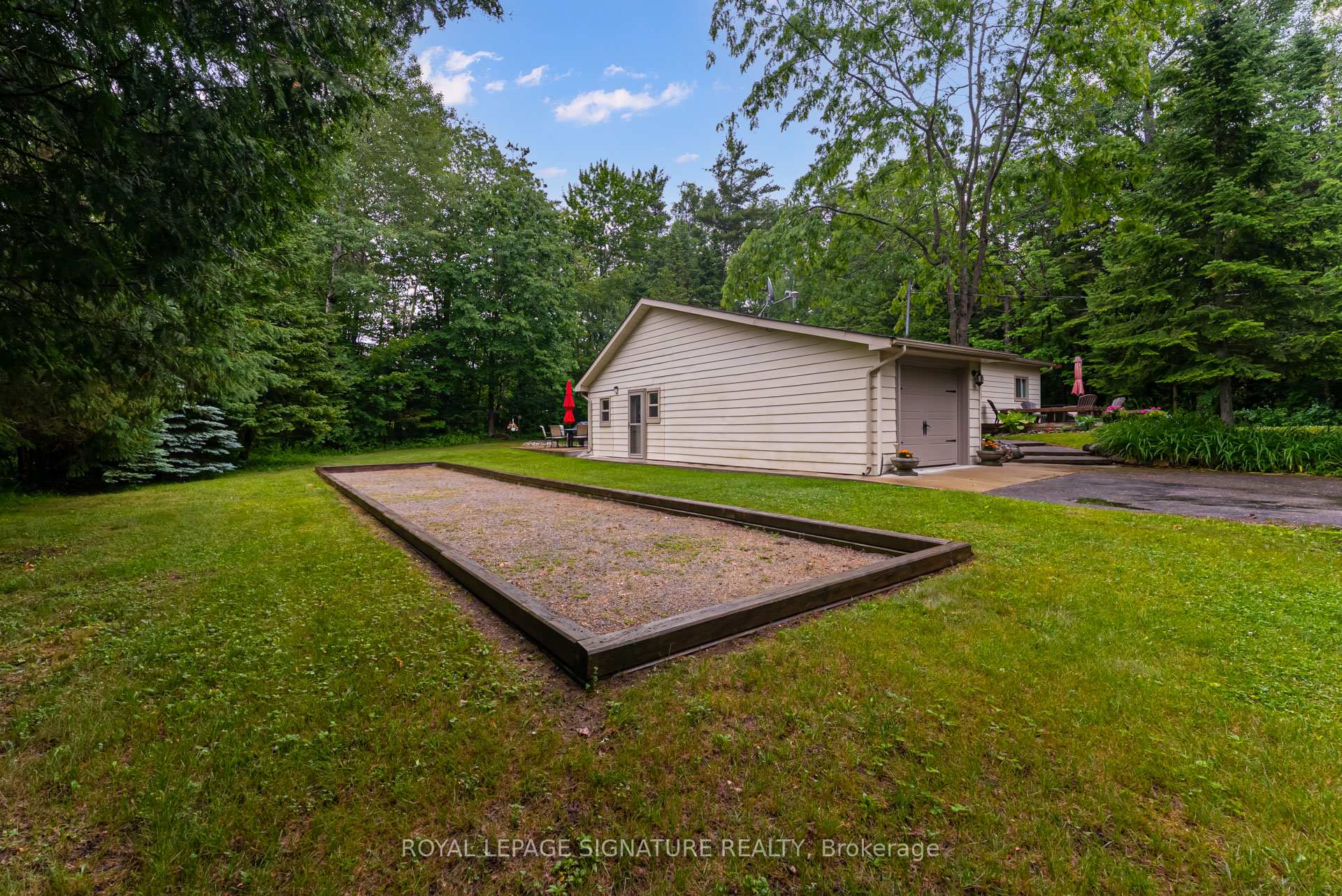 Photo 32 of 107 Nicole Boulevard, Tiny, Rural Tiny — HOMEH