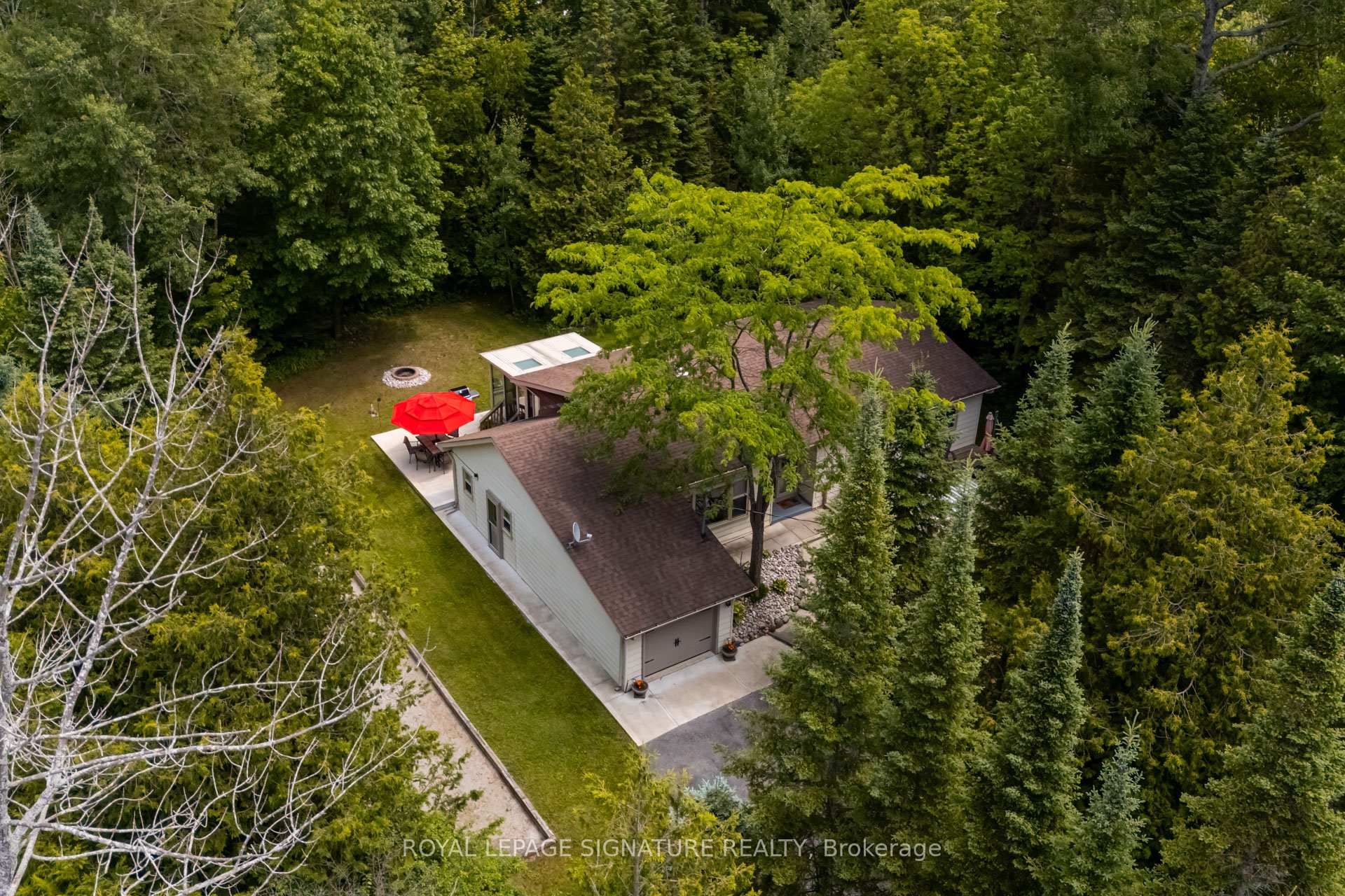 Photo 34 of 107 Nicole Boulevard, Tiny, Rural Tiny — HOMEH