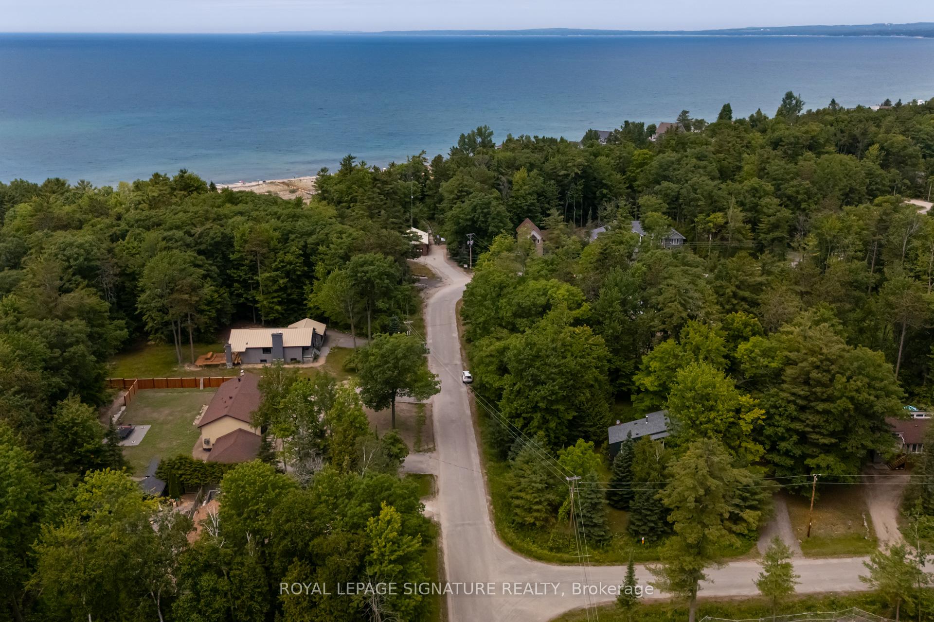 Photo 37 of 107 Nicole Boulevard, Tiny, Rural Tiny — HOMEH