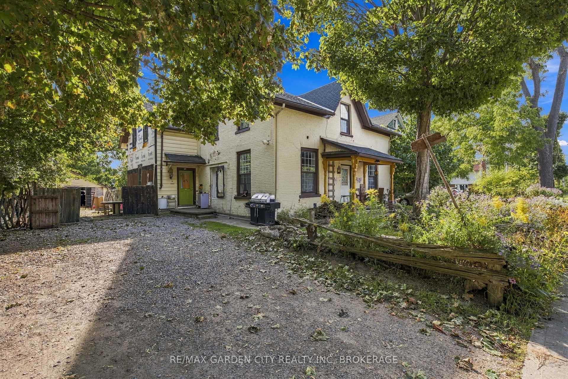 Photo 8 of 409-407 Maple Street, Haldimand, Dunnville — HOMEH