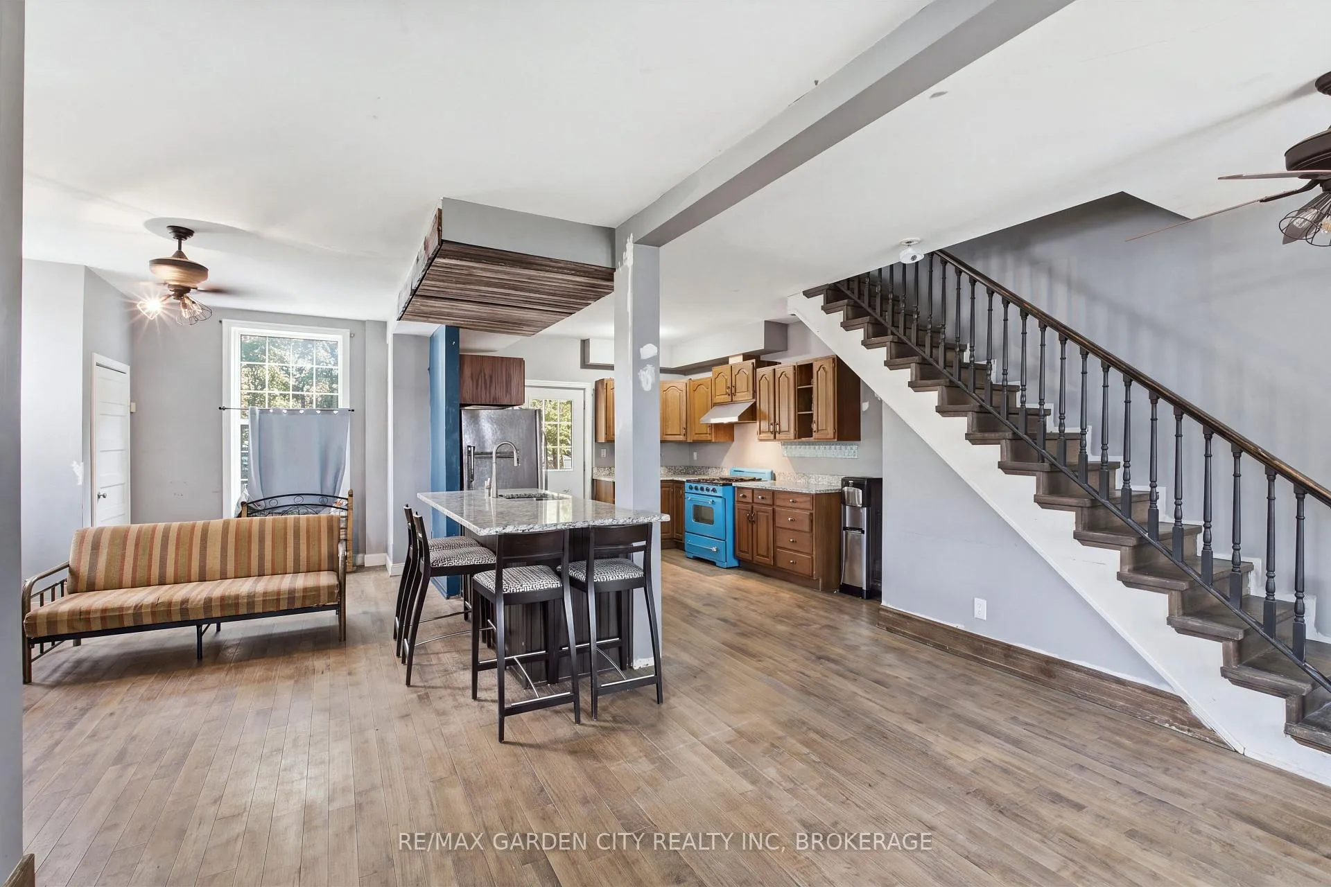 Photo 4 of 409-407 Maple Street, Haldimand, Dunnville — HOMEH