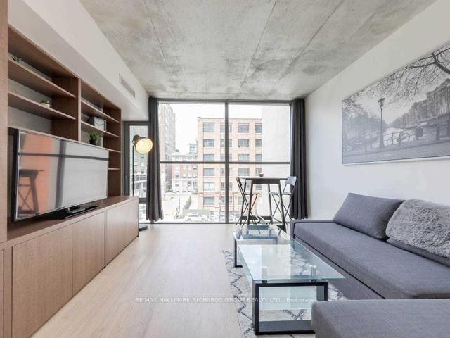 Photo 6 of Unit 402, 25 Oxley Street, Toronto, Waterfront Communities — HOMEH