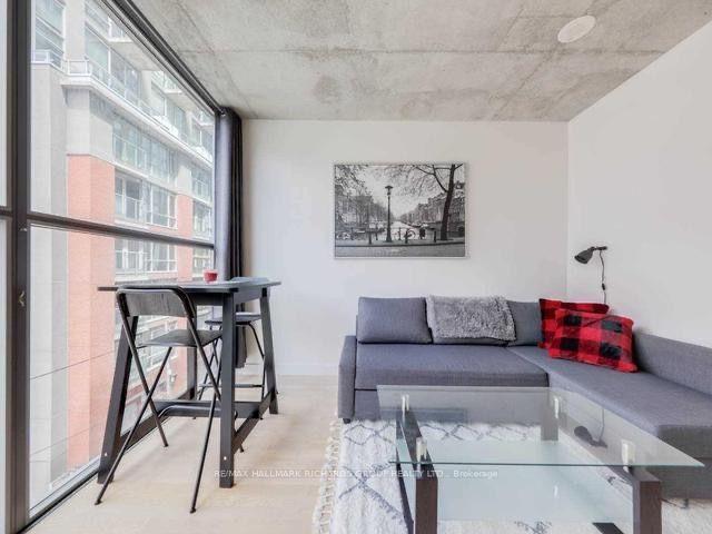 Photo 11 of Unit 402, 25 Oxley Street, Toronto, Waterfront Communities — HOMEH