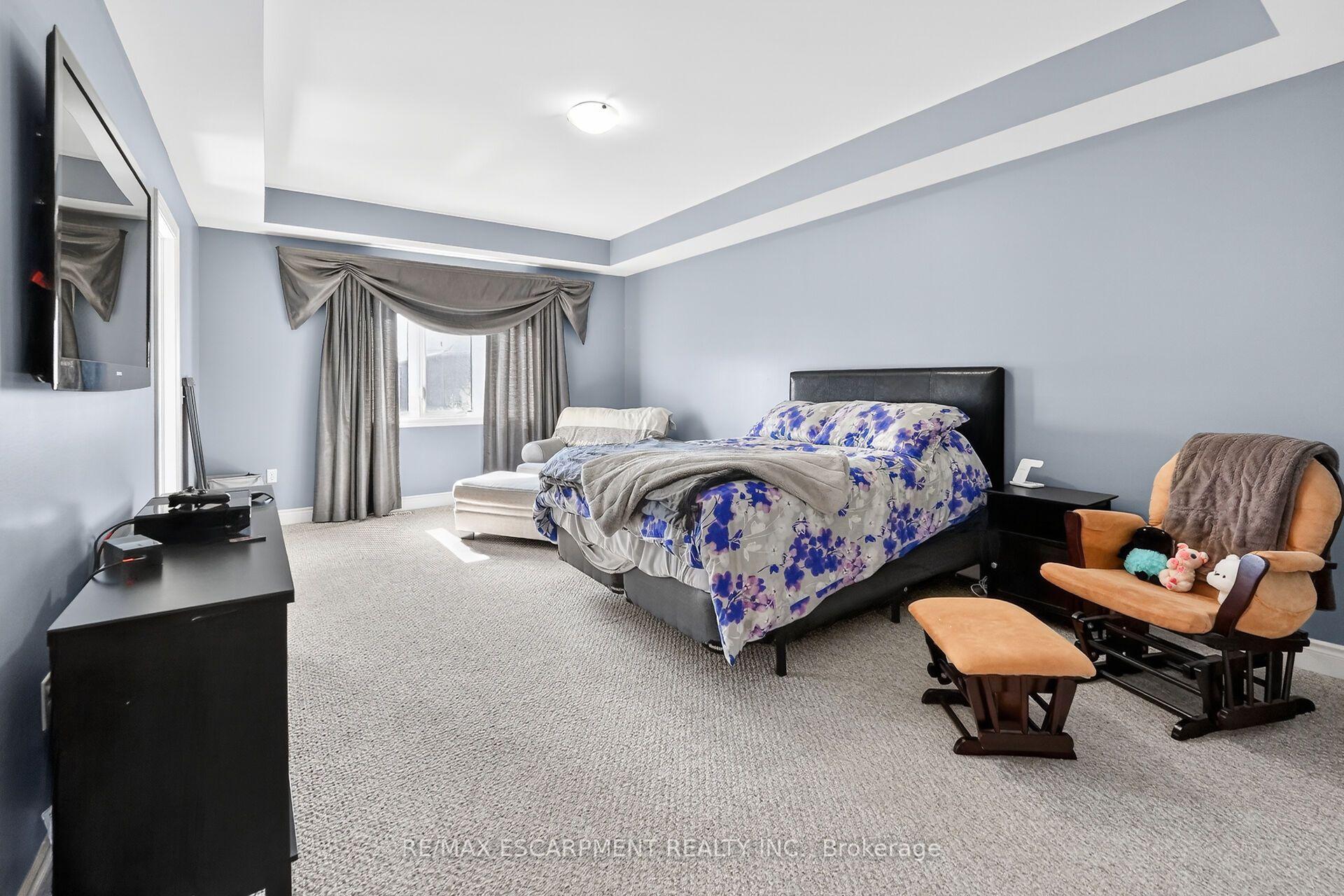 Photo 20 of 82 Chaumont Drive, Hamilton, Stoney Creek Mountain — HOMEH