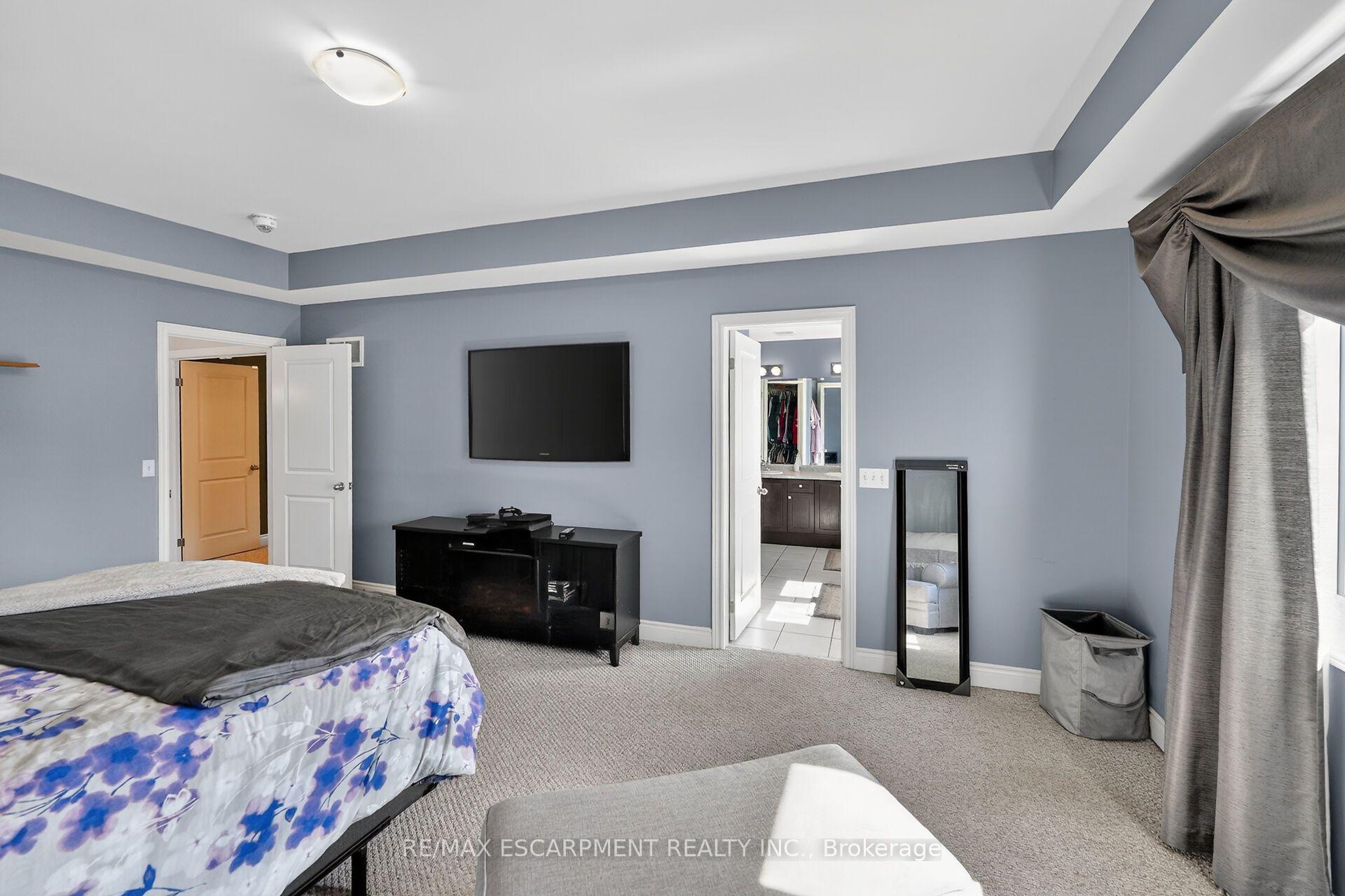 Photo 22 of 82 Chaumont Drive, Hamilton, Stoney Creek Mountain — HOMEH