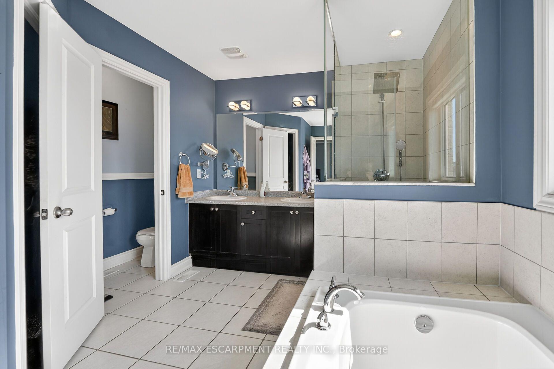 Photo 24 of 82 Chaumont Drive, Hamilton, Stoney Creek Mountain — HOMEH
