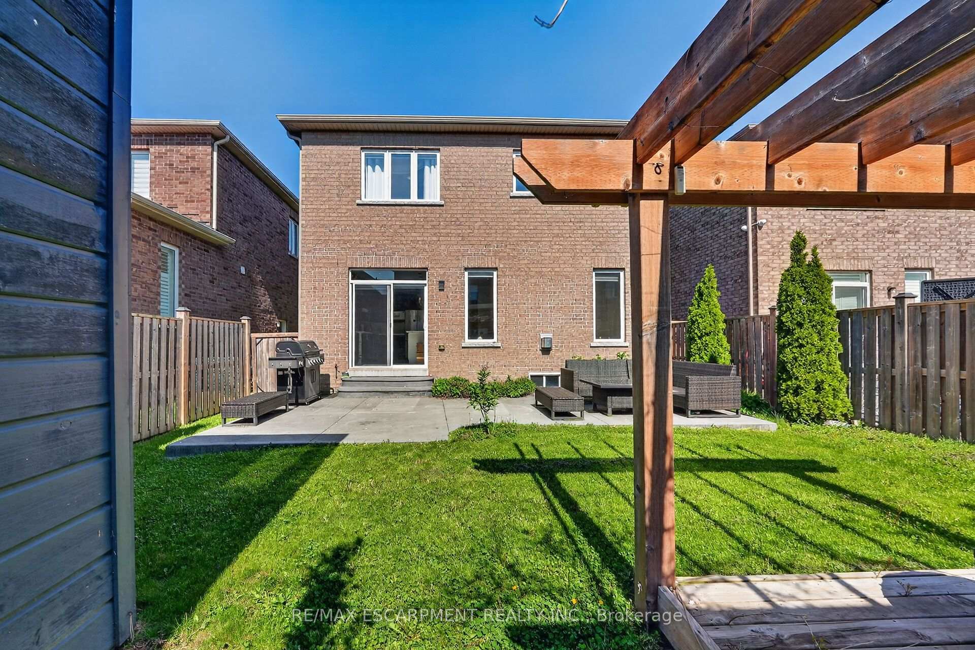 Photo 35 of 82 Chaumont Drive, Hamilton, Stoney Creek Mountain — HOMEH