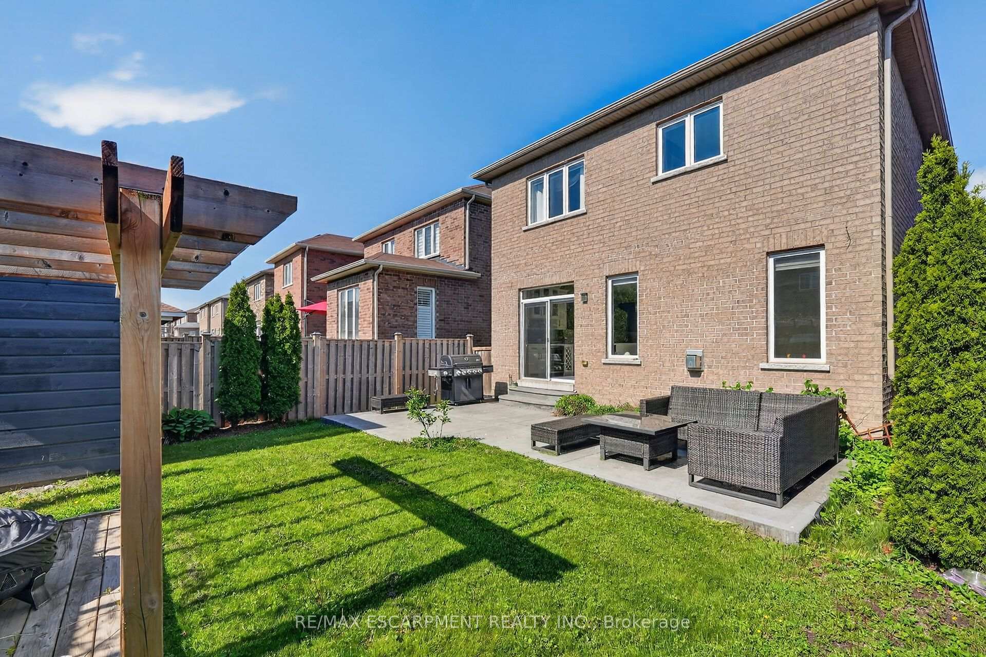 Photo 36 of 82 Chaumont Drive, Hamilton, Stoney Creek Mountain — HOMEH
