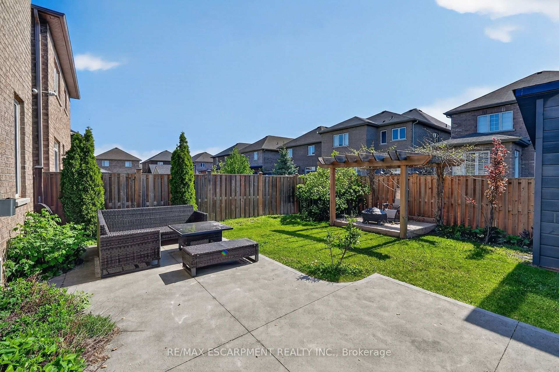 Photo 37 of 82 Chaumont Drive, Hamilton, Stoney Creek Mountain — HOMEH