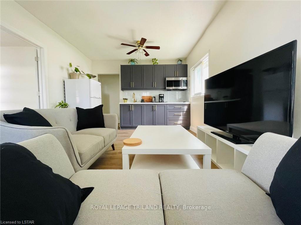Photo 3 of Unit B, 173 William Street, Central Elgin, Port Stanley — HOMEH