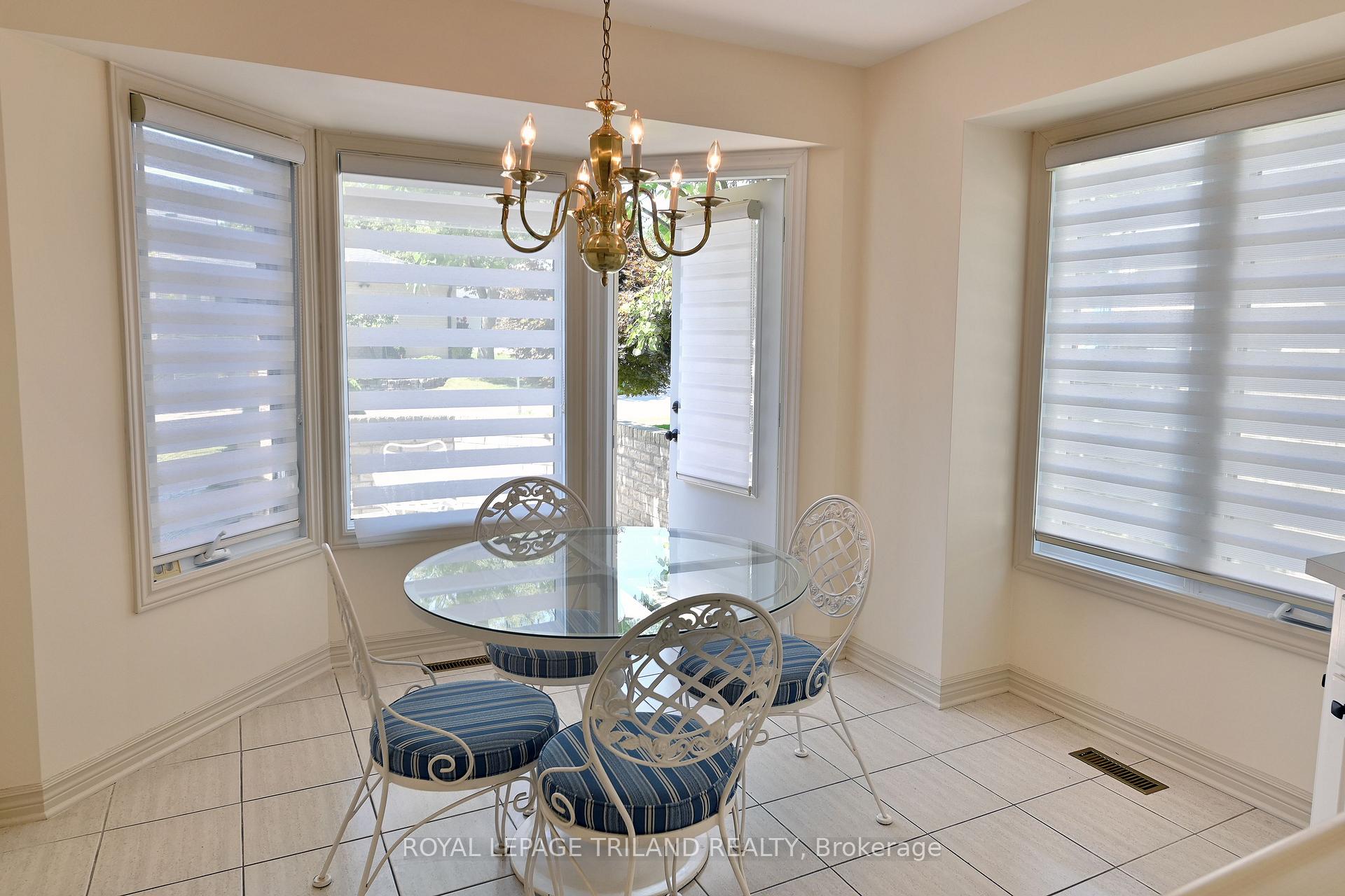 Photo 7 of Unit 4, 94 Pine Valley Gate, London, South N — HOMEH