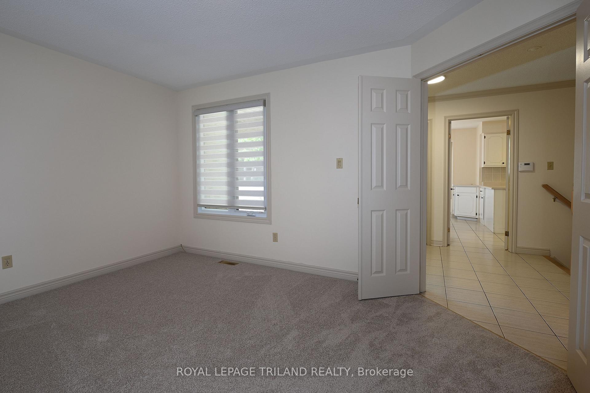 Photo 11 of Unit 4, 94 Pine Valley Gate, London, South N — HOMEH
