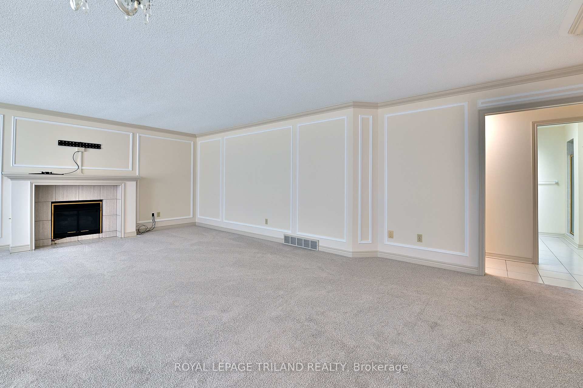 Photo 14 of Unit 4, 94 Pine Valley Gate, London, South N — HOMEH
